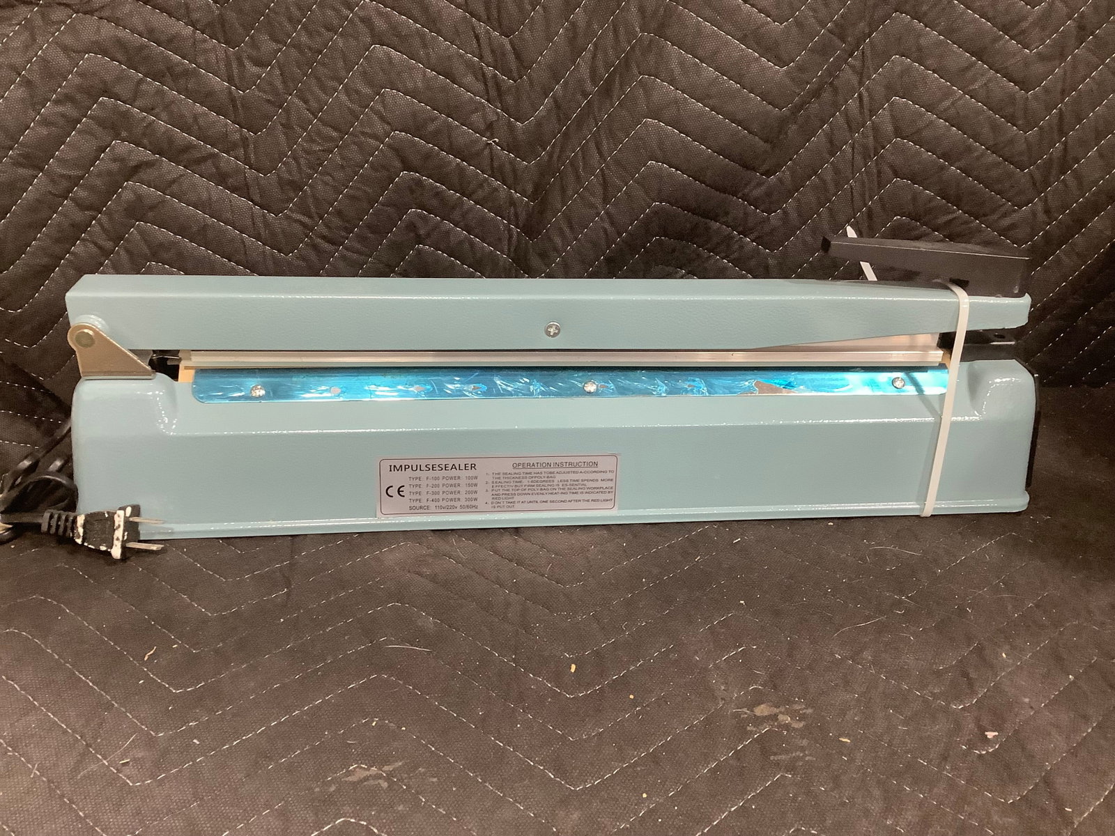 Impulse Sealer Machine
