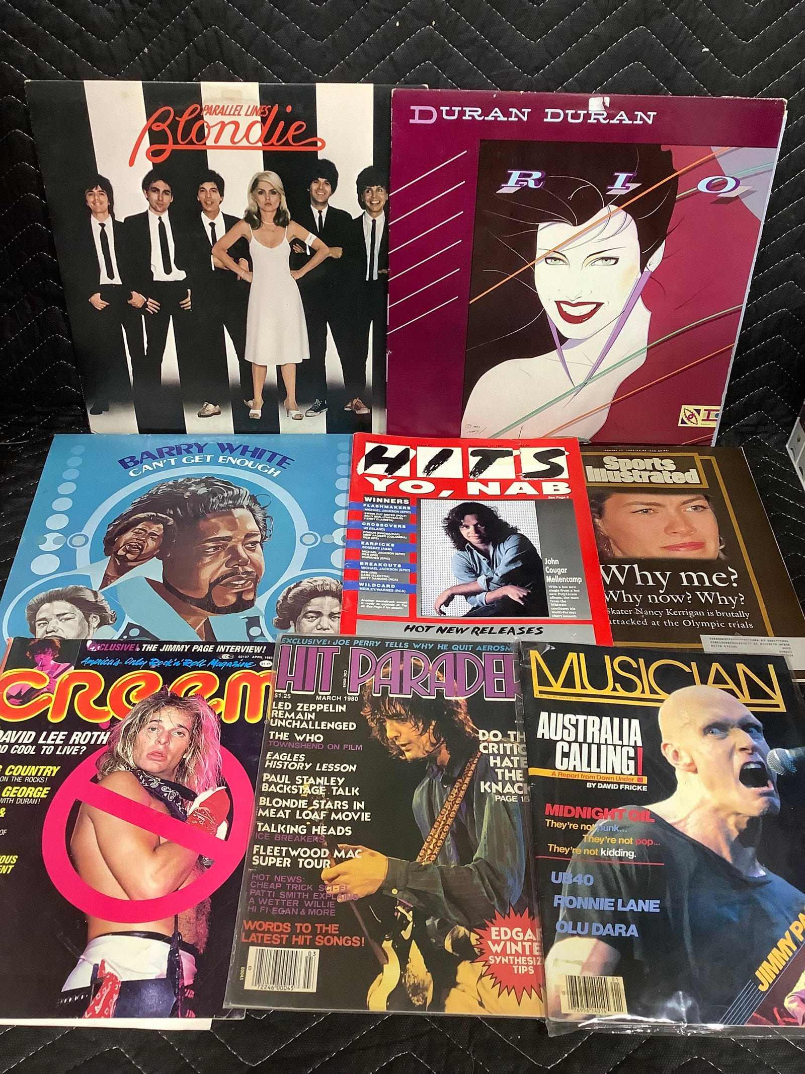 Vintage records and magazines: Vintage records and magazines