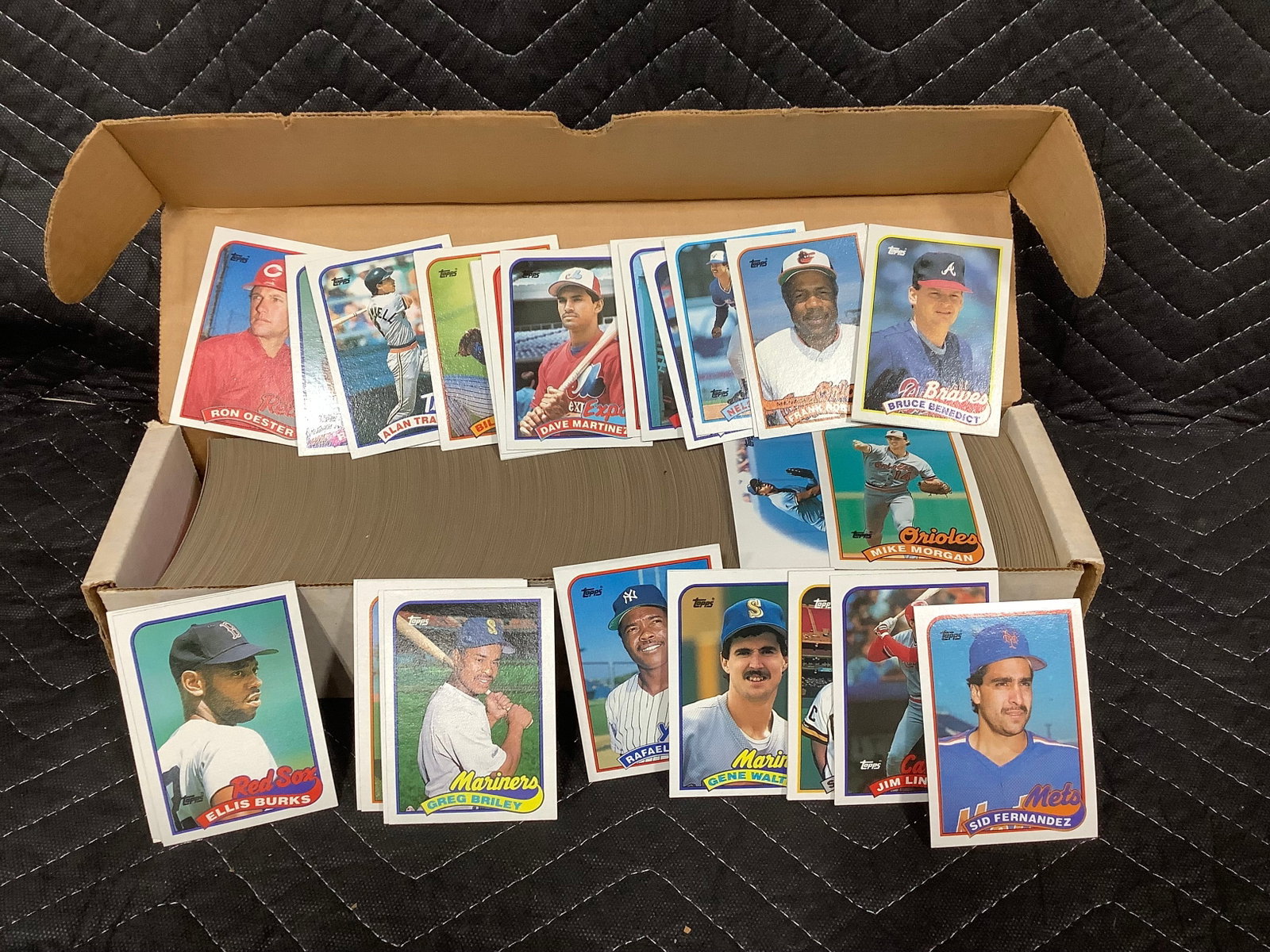 1989 Topps collectible cards (1 of 1)