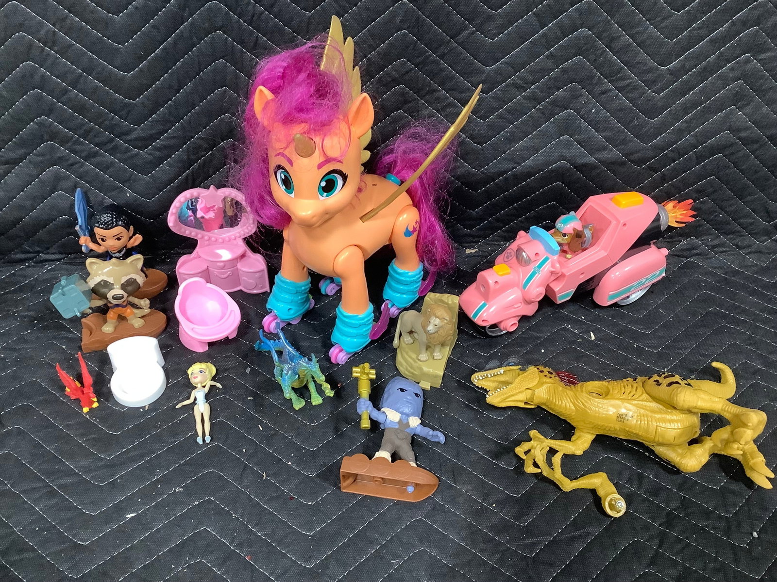 Lot of childrens toys (1 of 1)
