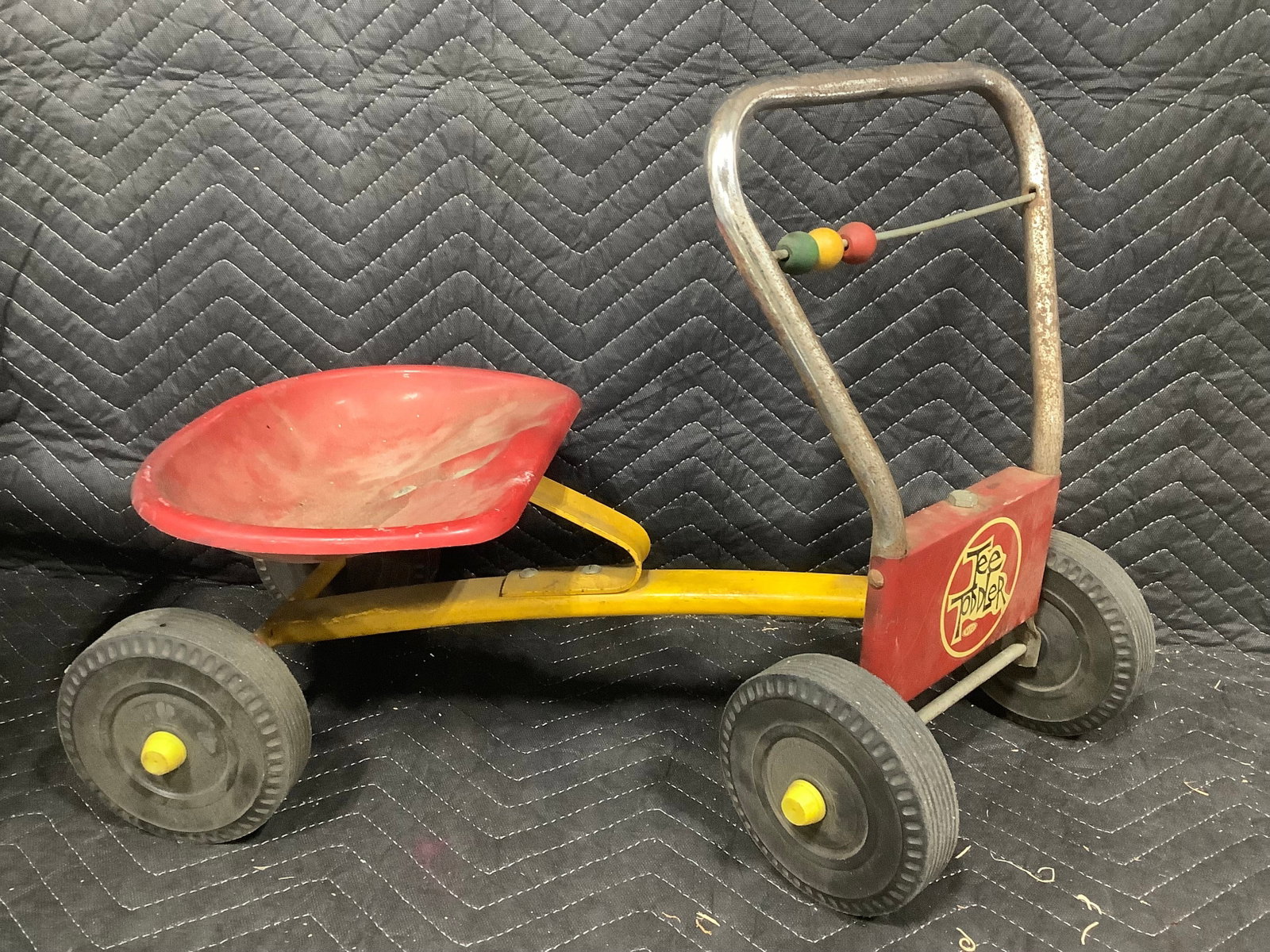 Vintage Tee Toddler sit and scoot ride on toy (1 of 1)