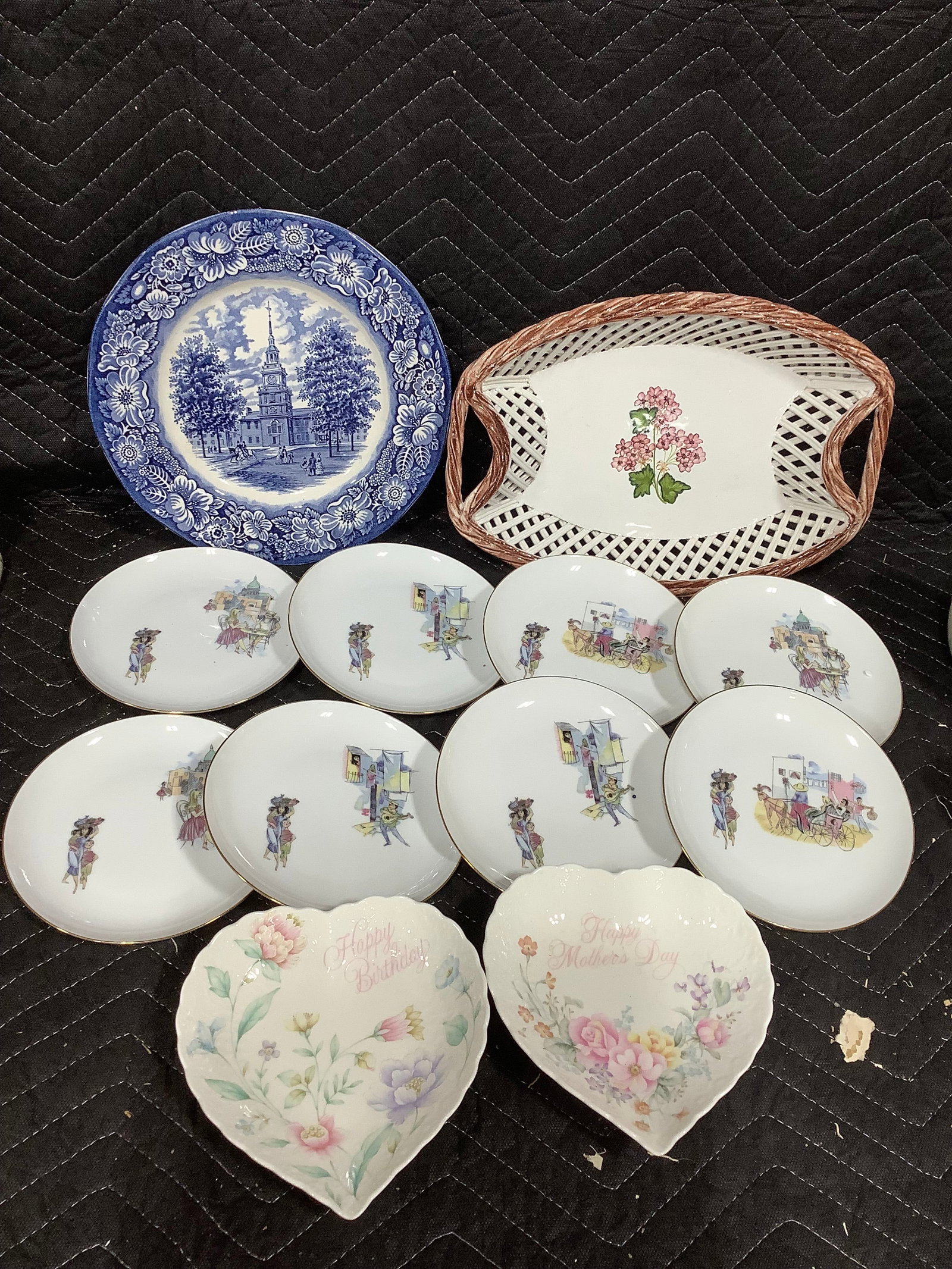 Decorative plates and serving dish(12.5in long): Decorative plates and serving dish(12.5in long)