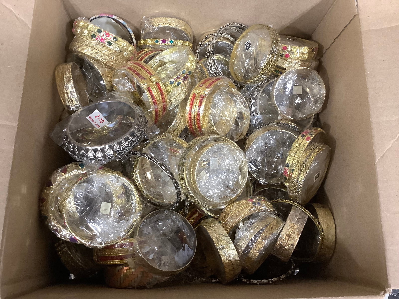 Lot of bangle bracelets: Lot of bangle bracelets