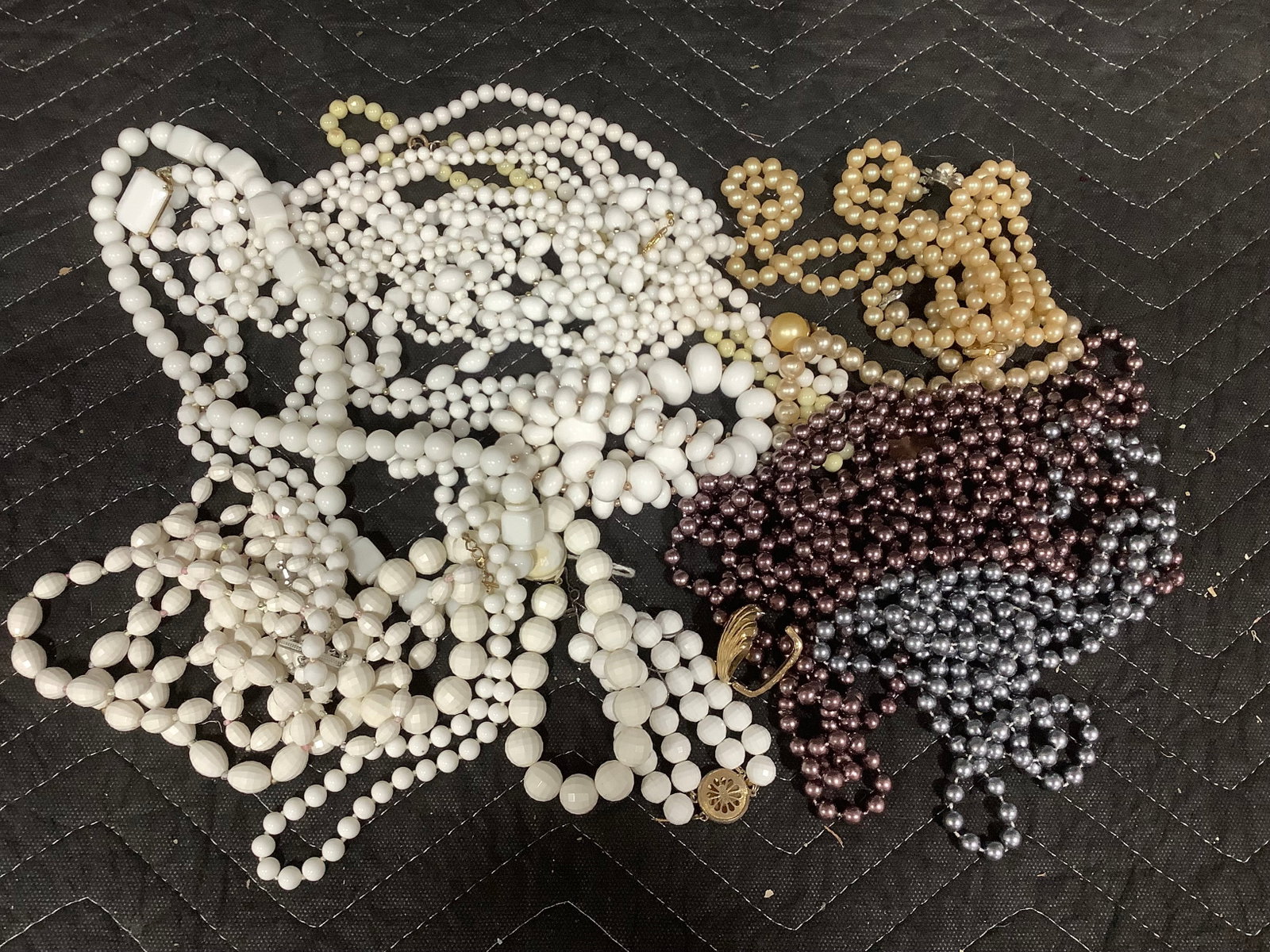 Costume jewelry (1 of 1)