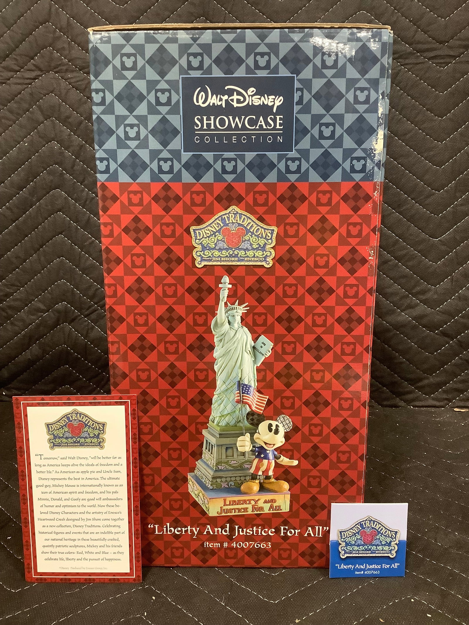 Jim Shore Heartwood Creek Mickey at Statue of Liberty Figurine*new in box*: Jim Shore Heartwood Creek Mickey at Statue of Liberty Figurine*new in box*