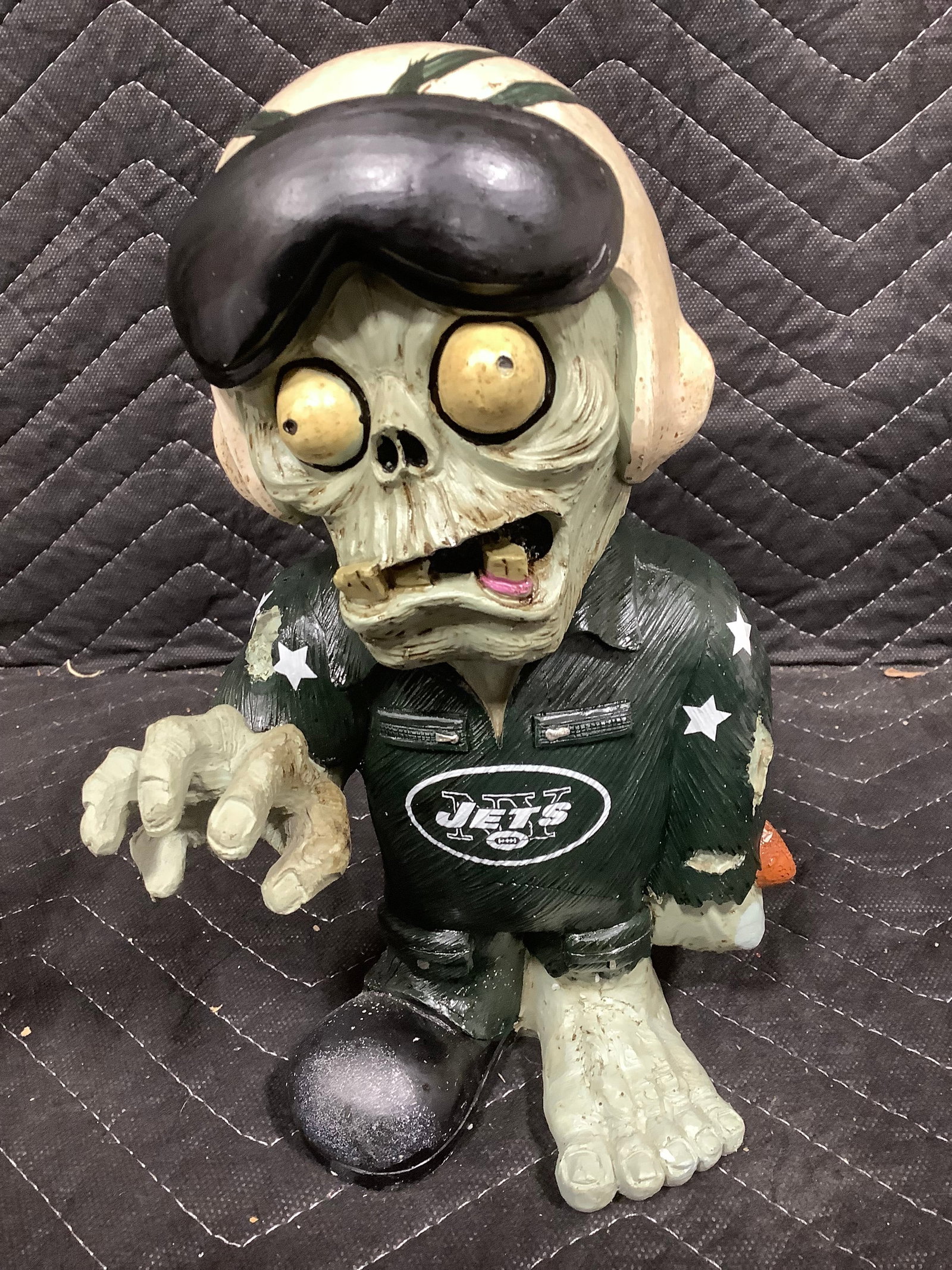 NY Jets NFL collectible zombie figure(9.5in tall): NY Jets NFL collectible zombie figure(9.5in tall)