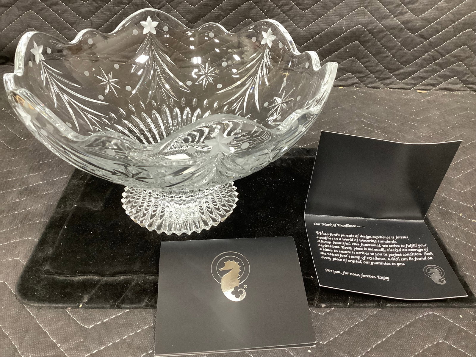Waterford crystal bowl(6in tall, 10in across): Waterford crystal bowl(6in tall, 10in across)