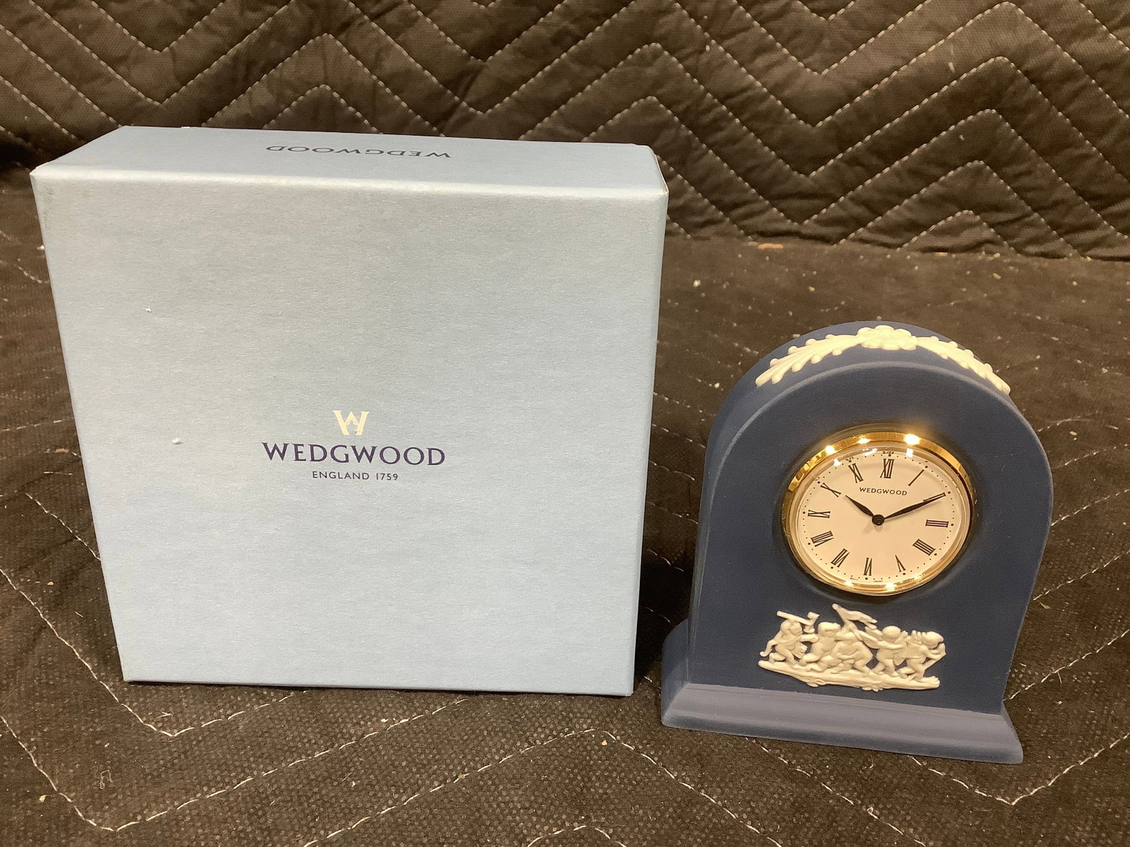 Wedgwood grecian clock(3.5in tall) (1 of 1)