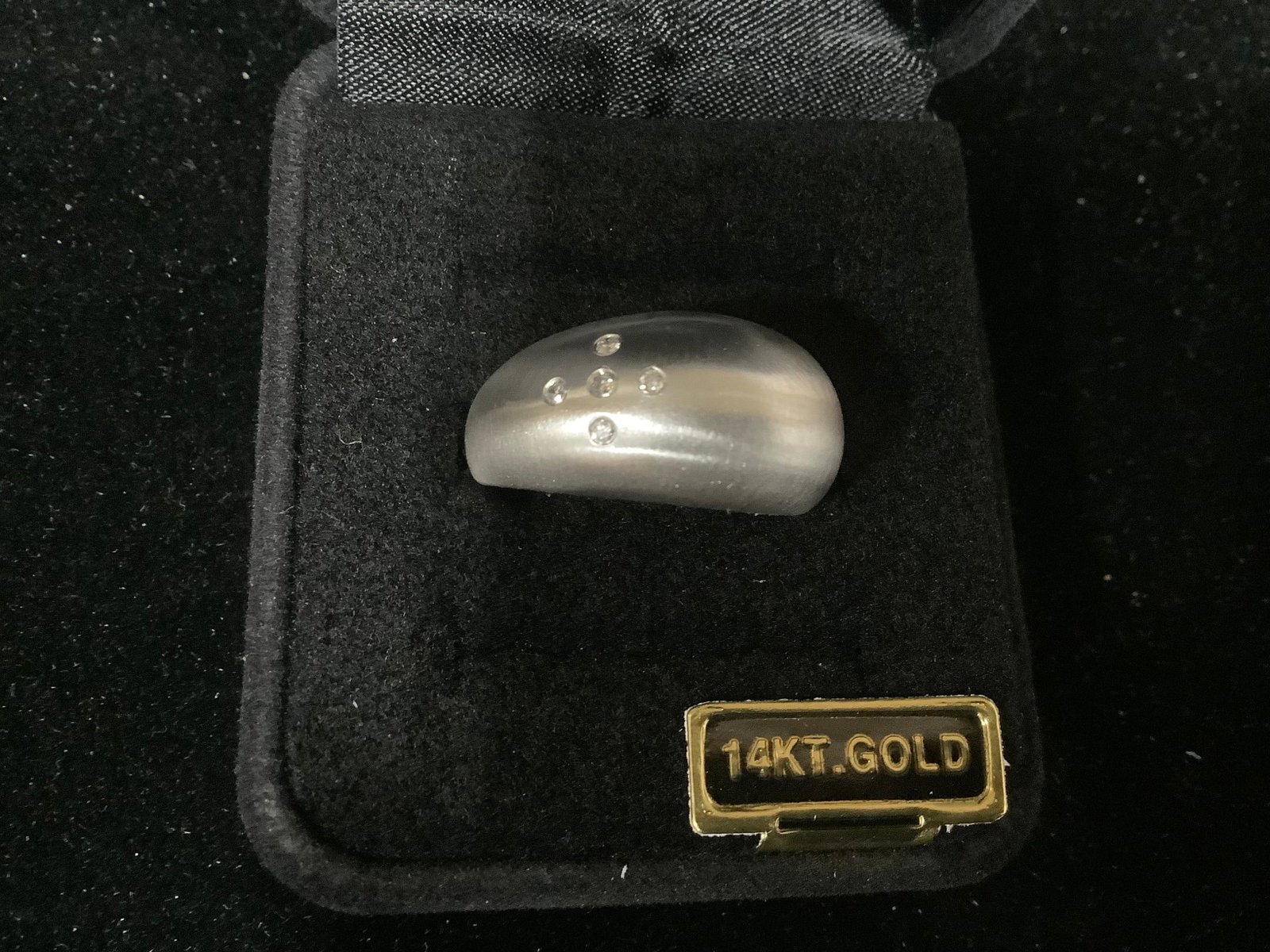 Mauri Pioppo satin diamond accent dome ring 14k gold *new in package*(8) (1 of 1)