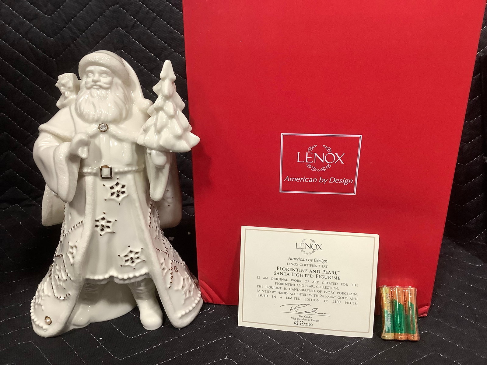 Lenox Florentine and Pearl santa lighted figurine*new in box*(9.5in tall) (1 of 1)