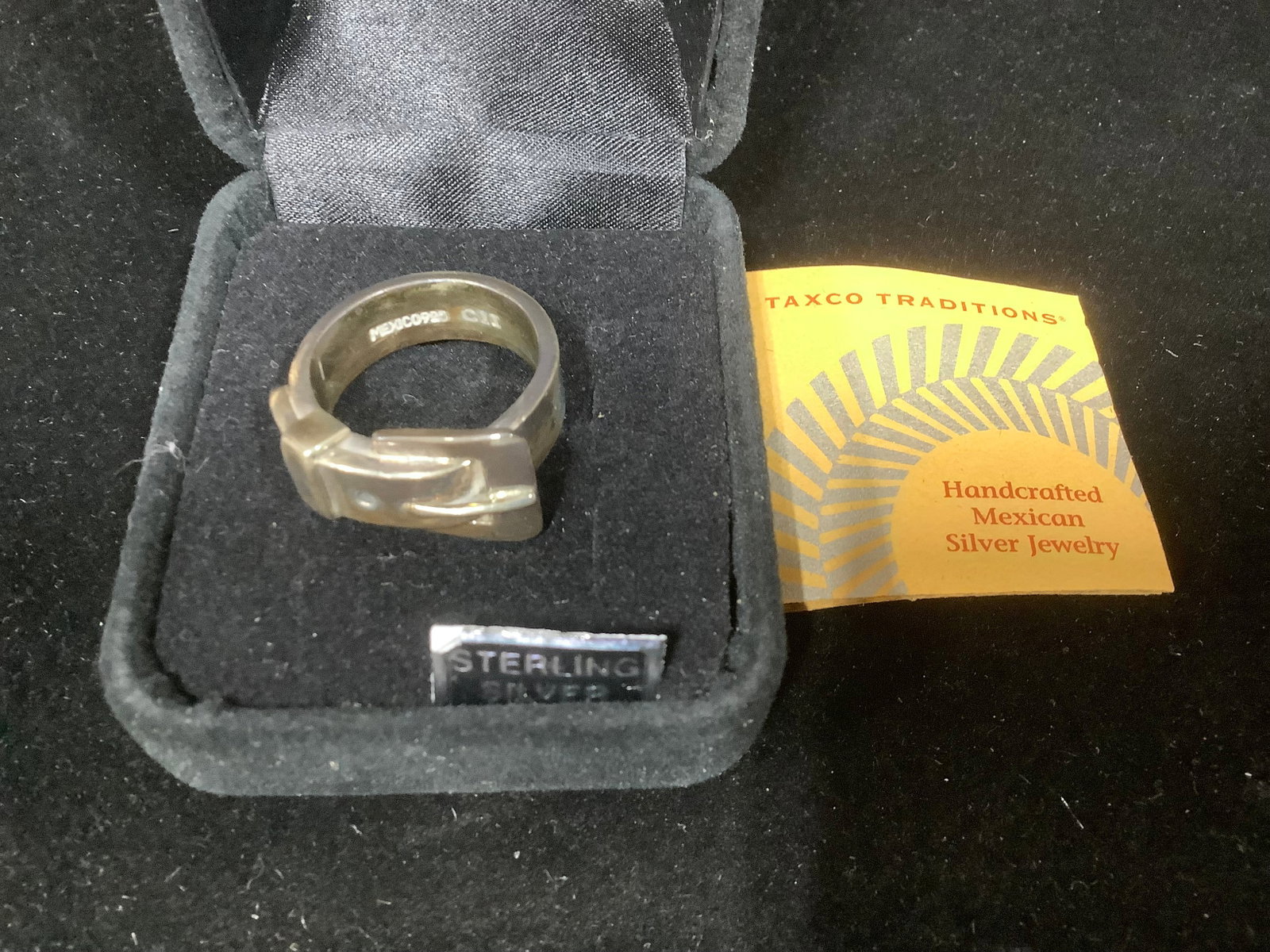 Artisan crafted sterling buckle motif ring *new in package*(8): Artisan crafted sterling buckle motif ring *new in package*(8)