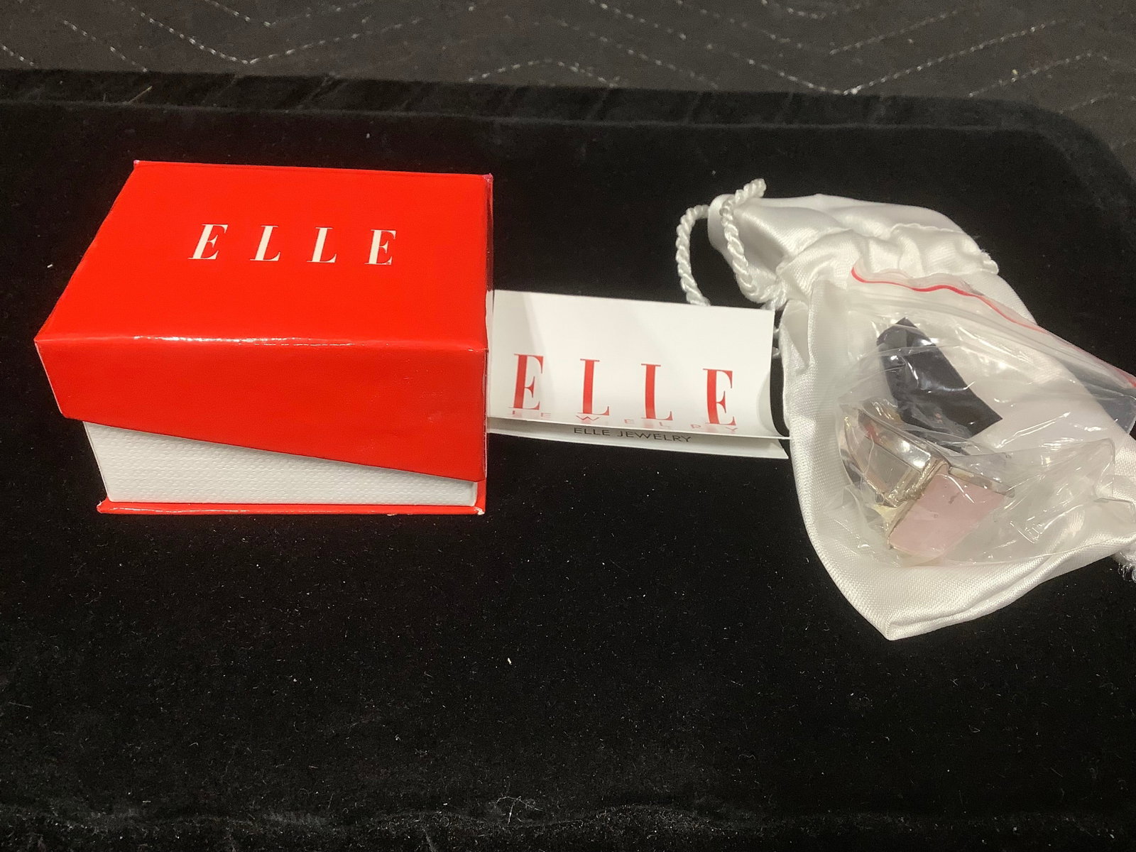 Elle bold sterling fancy cut gemstone ring*new in package*(8): Elle bold sterling fancy cut gemstone ring*new in package*(8)