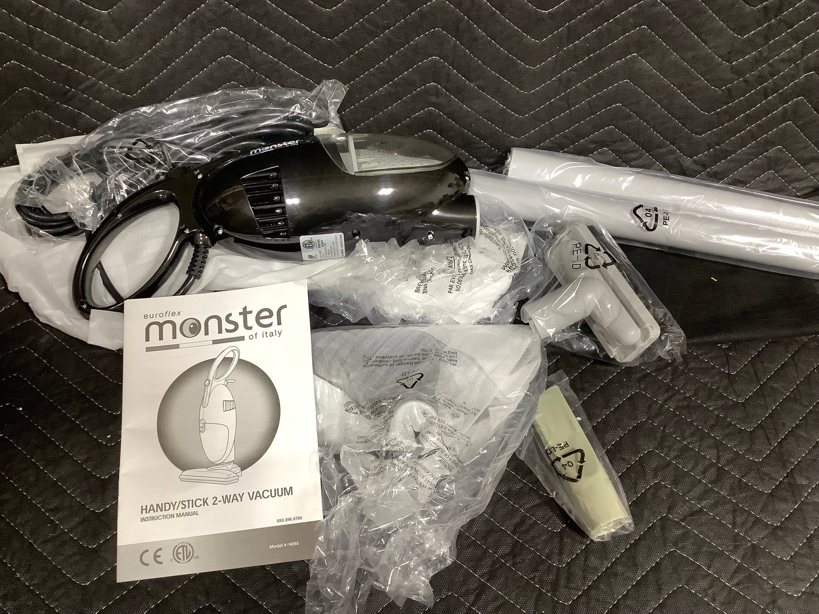 Monster plus 500 watt hand and stick vacuum with attachments (1 of 1)