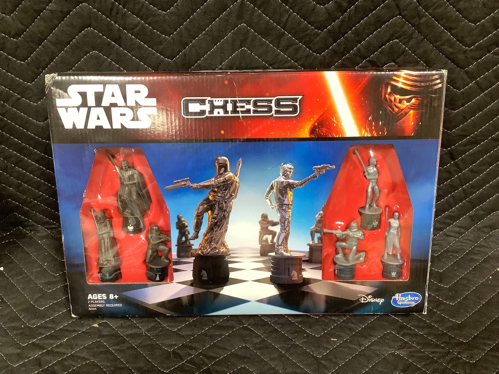 Disney/Hasbro Star Wars chess set*complete*: Disney/Hasbro Star Wars chess set*complete*