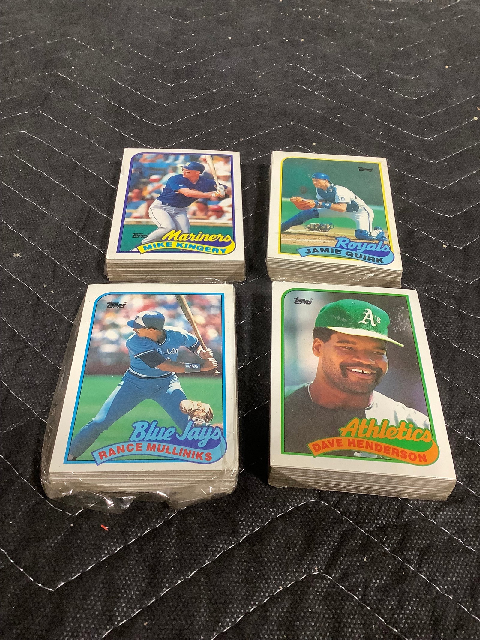 Topps baseball cards*sealed packs* (1 of 1)