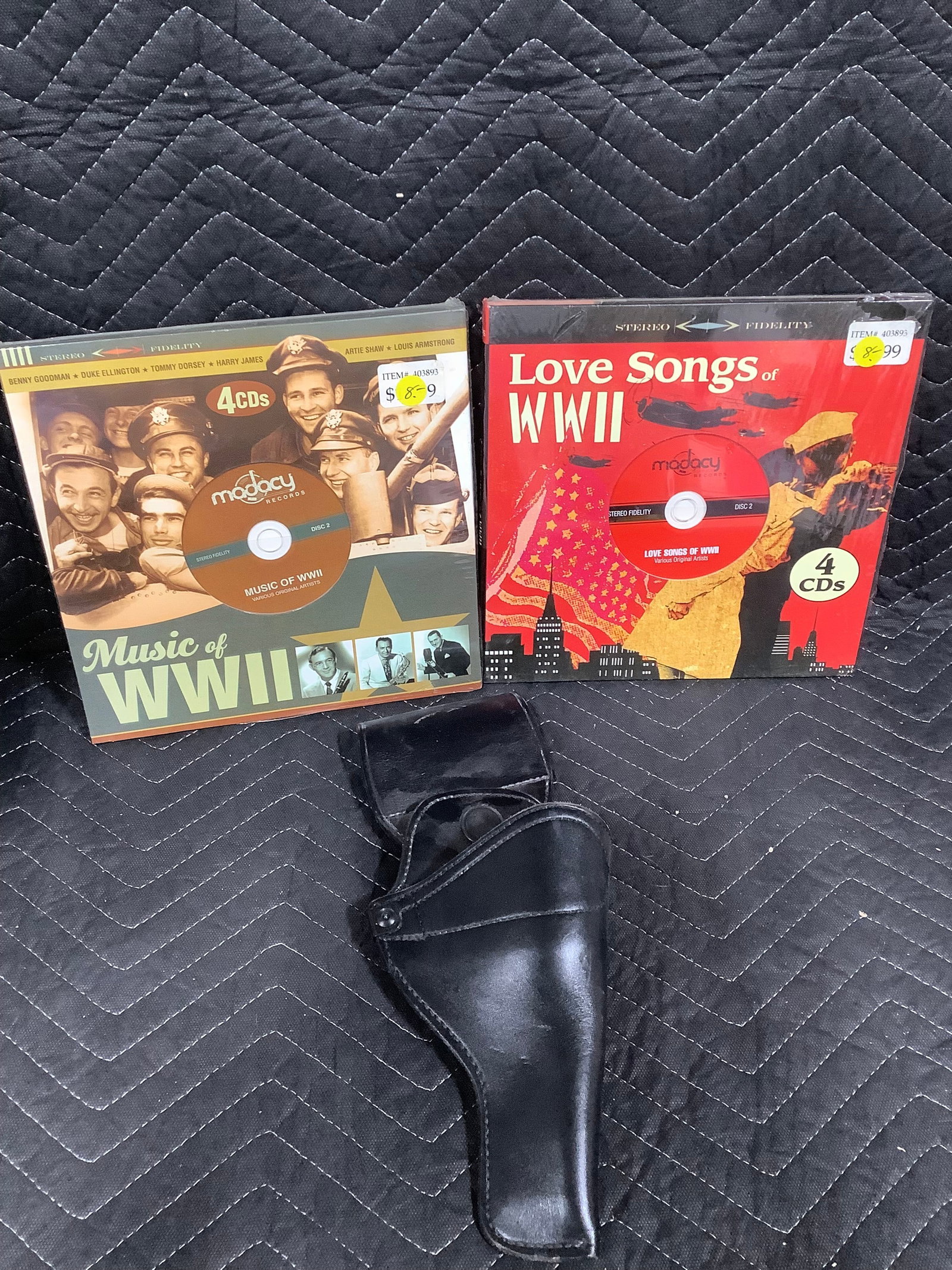 WWII soundtracks and revolver holster: WWII soundtracks and revolver holster