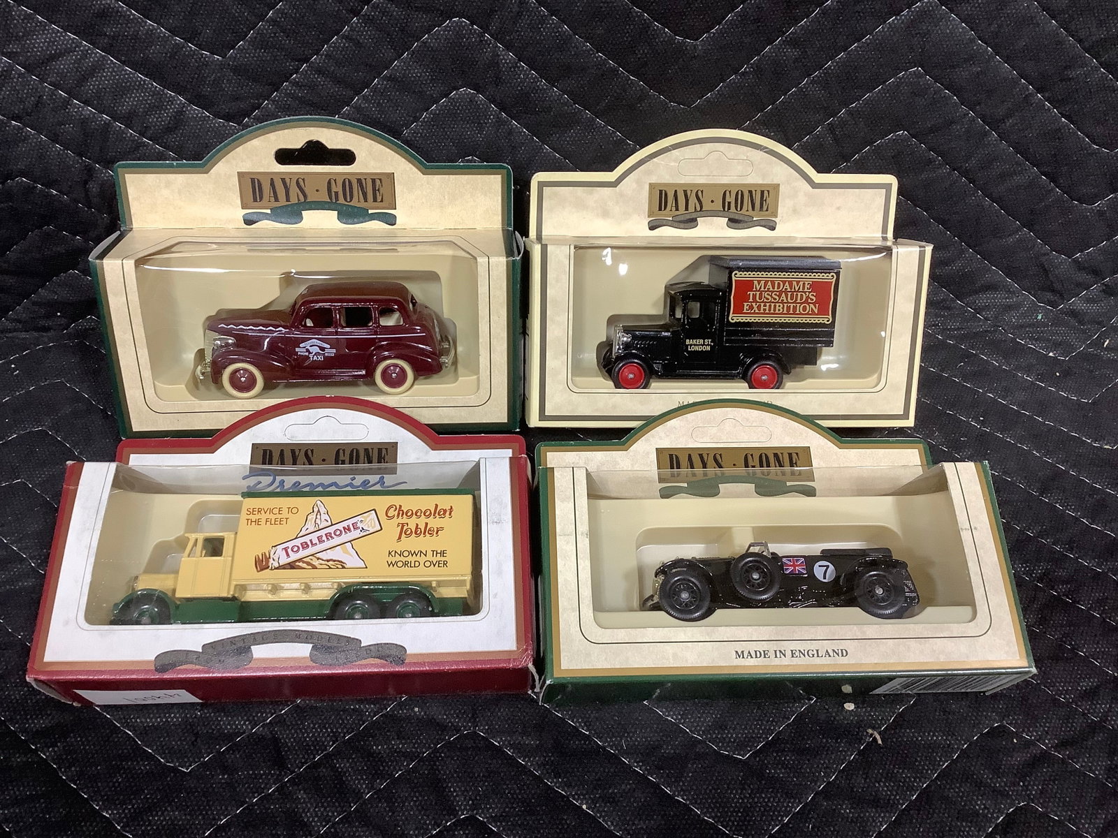 Days Gone collectible diecasts*new in package*: Days Gone collectible diecasts*new in package*