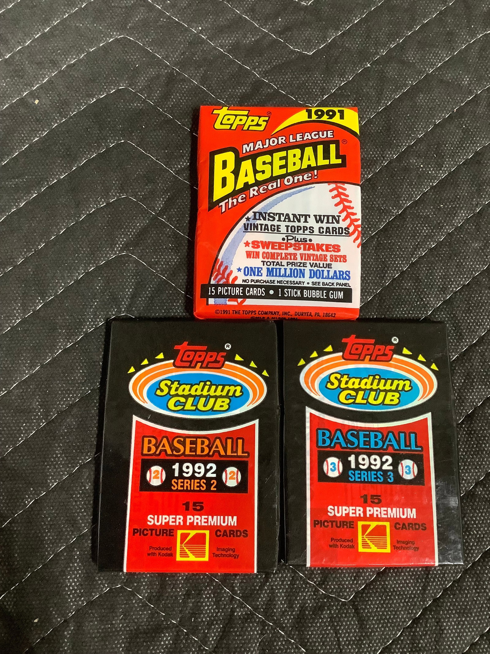 Topps 1991/1992 baseball card packs*sealed*: Topps 1991/1992 baseball card packs*sealed*