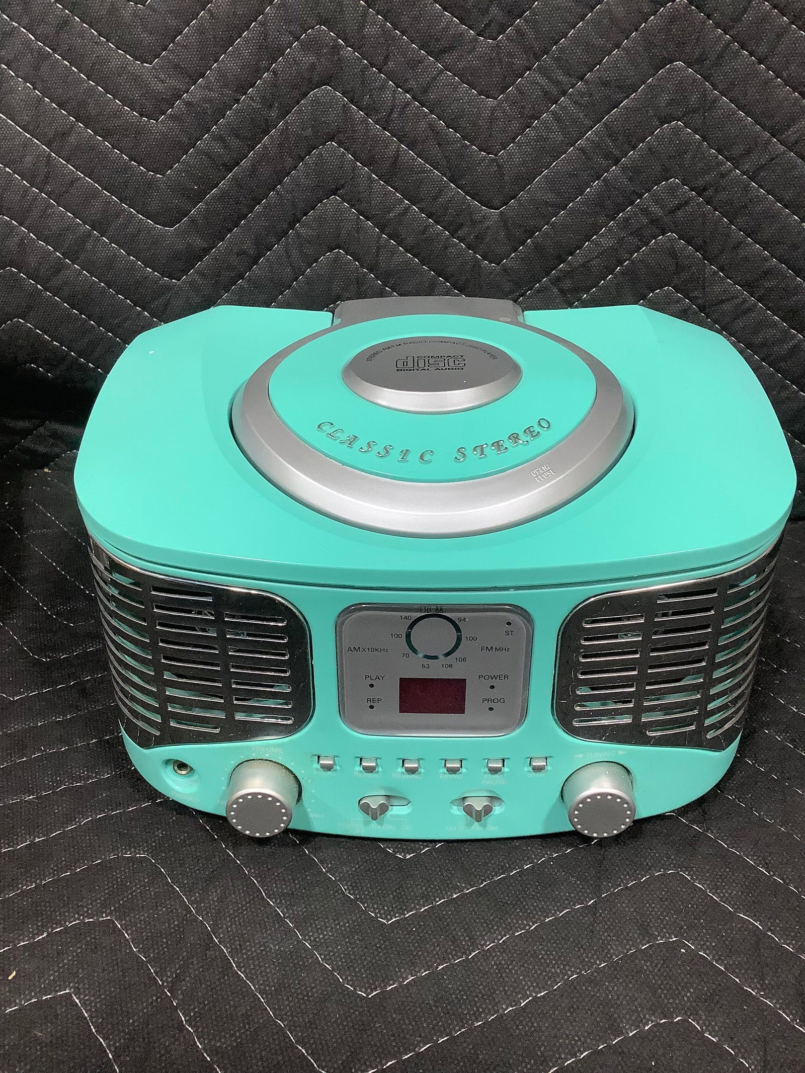 Audio Solutions AM/FM/CD player(model:700182): Audio Solutions AM/FM/CD player(model:700182)