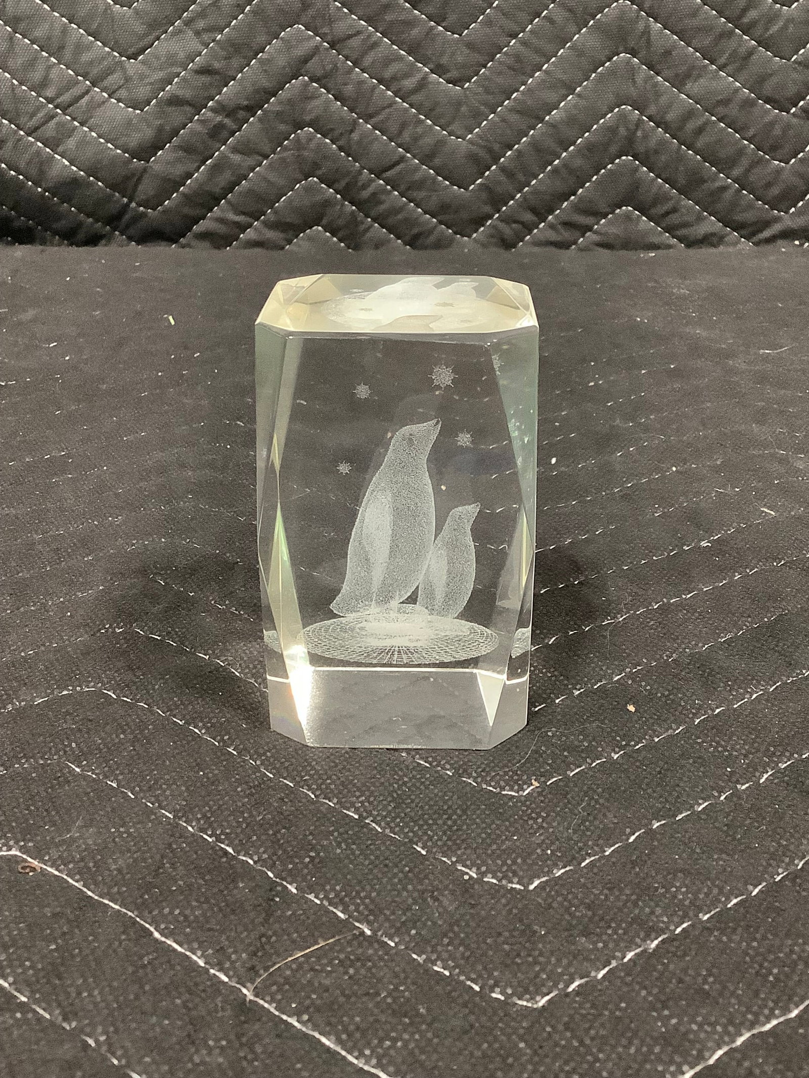 Vintage late 90s 3D etched optical crystal bubblegram made using SSLE tech(3in tall) (1 of 1)