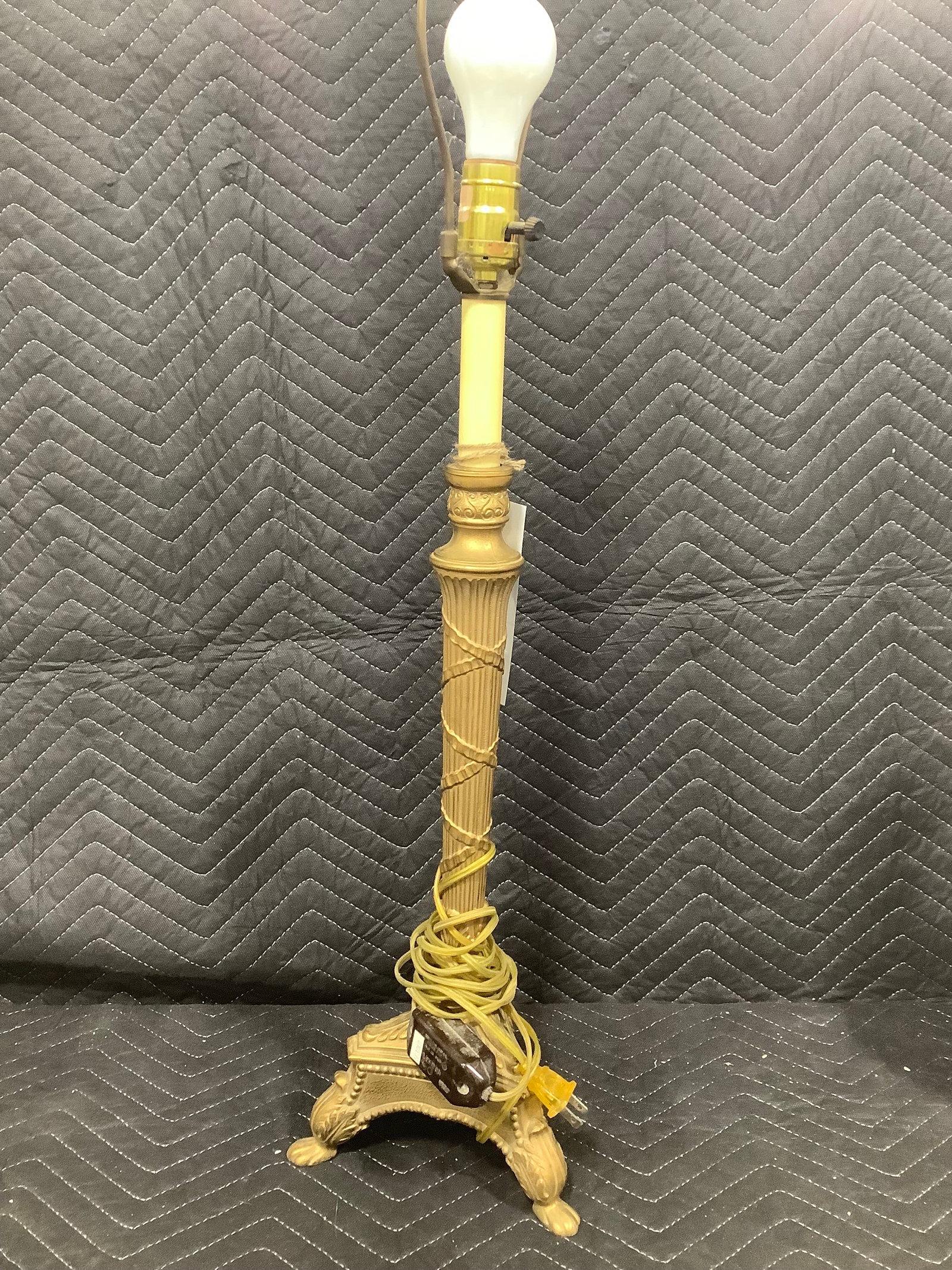 Tall dark brass bamboo pattern lamp(33.5intall): Tall dark brass bamboo pattern lamp(33.5intall)