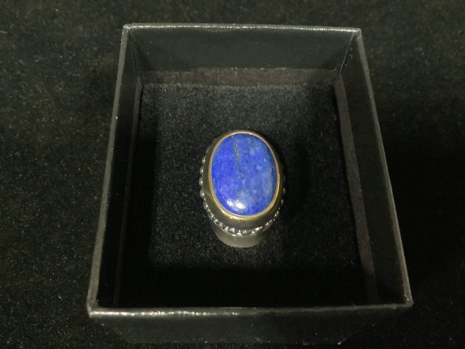 East/West Oval Lapis Ring (size: 8): East/West Oval Lapis Ring (size: 8)