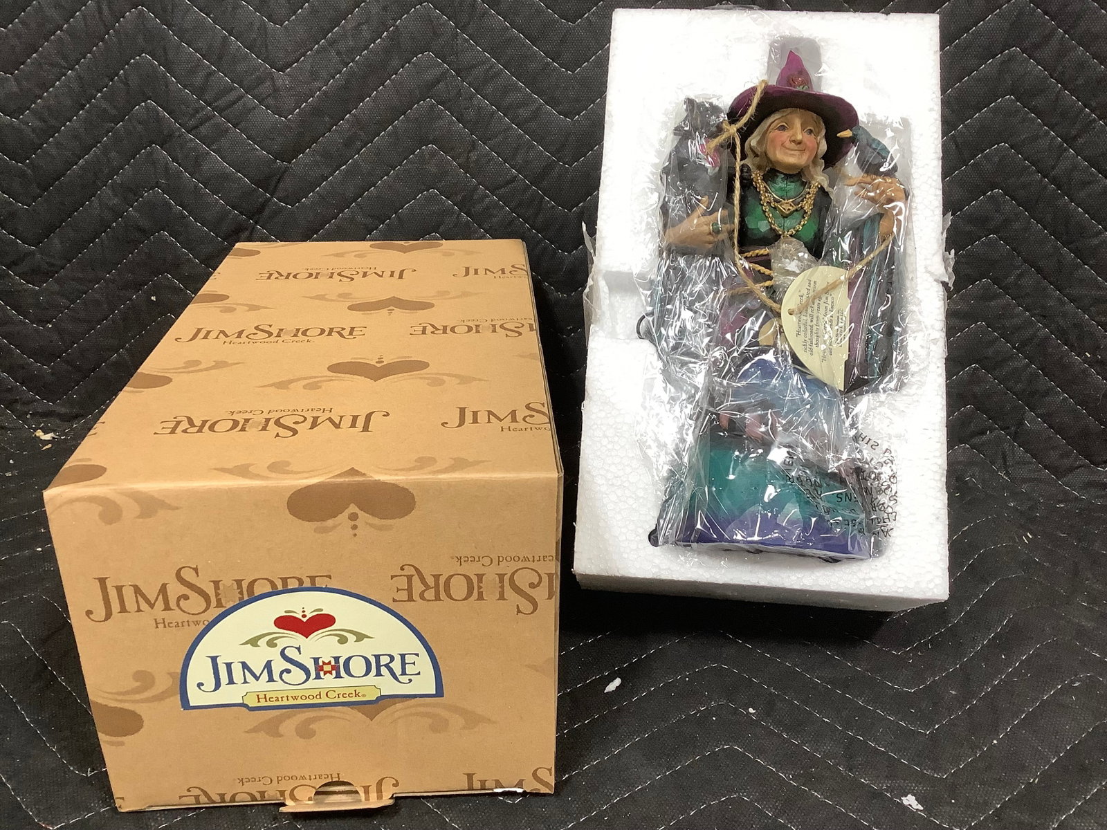 Jim Shore Witchful Thinking Figure *new in box* (1 of 1)