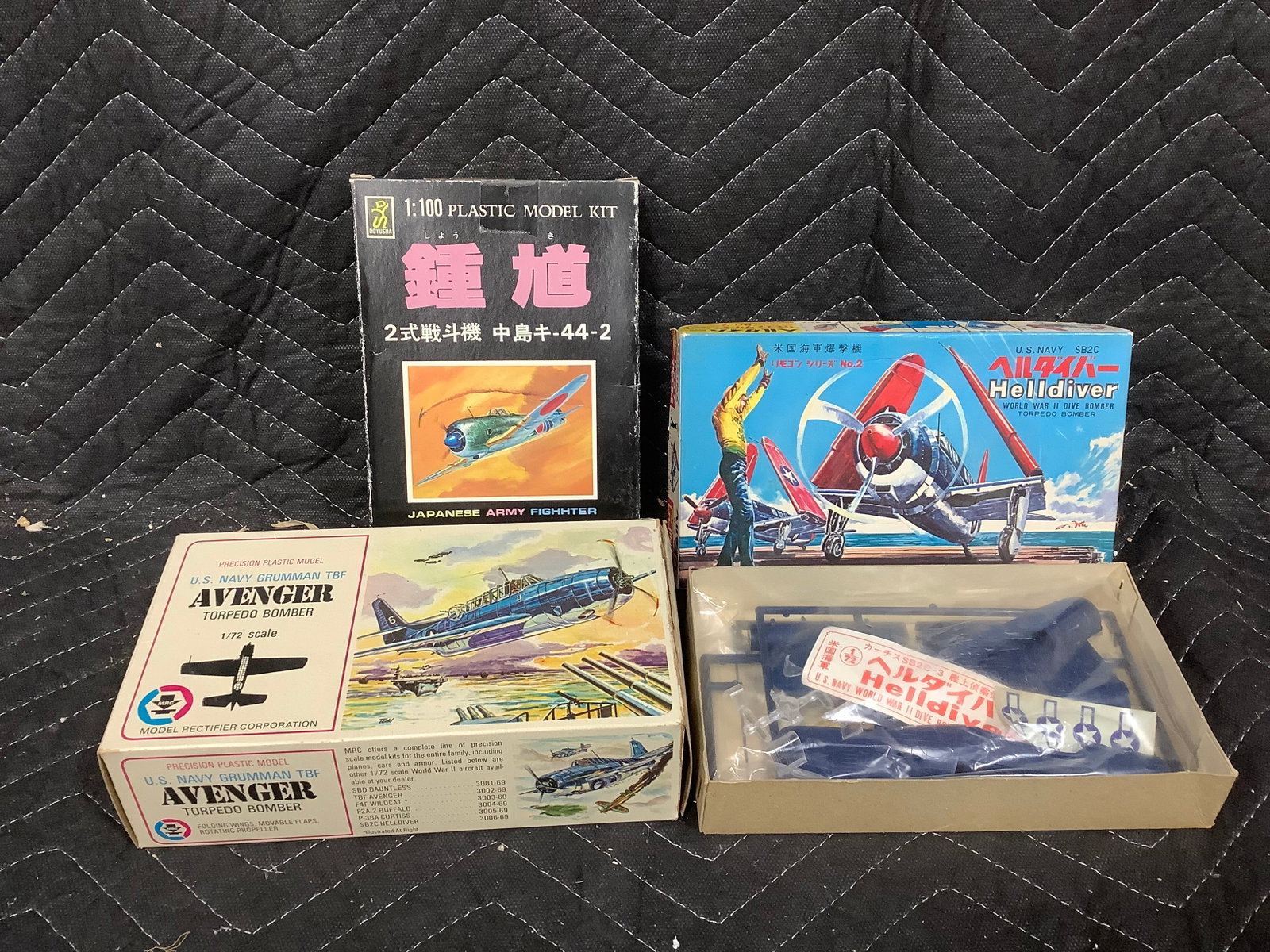 Vintage model kits (1 of 1)