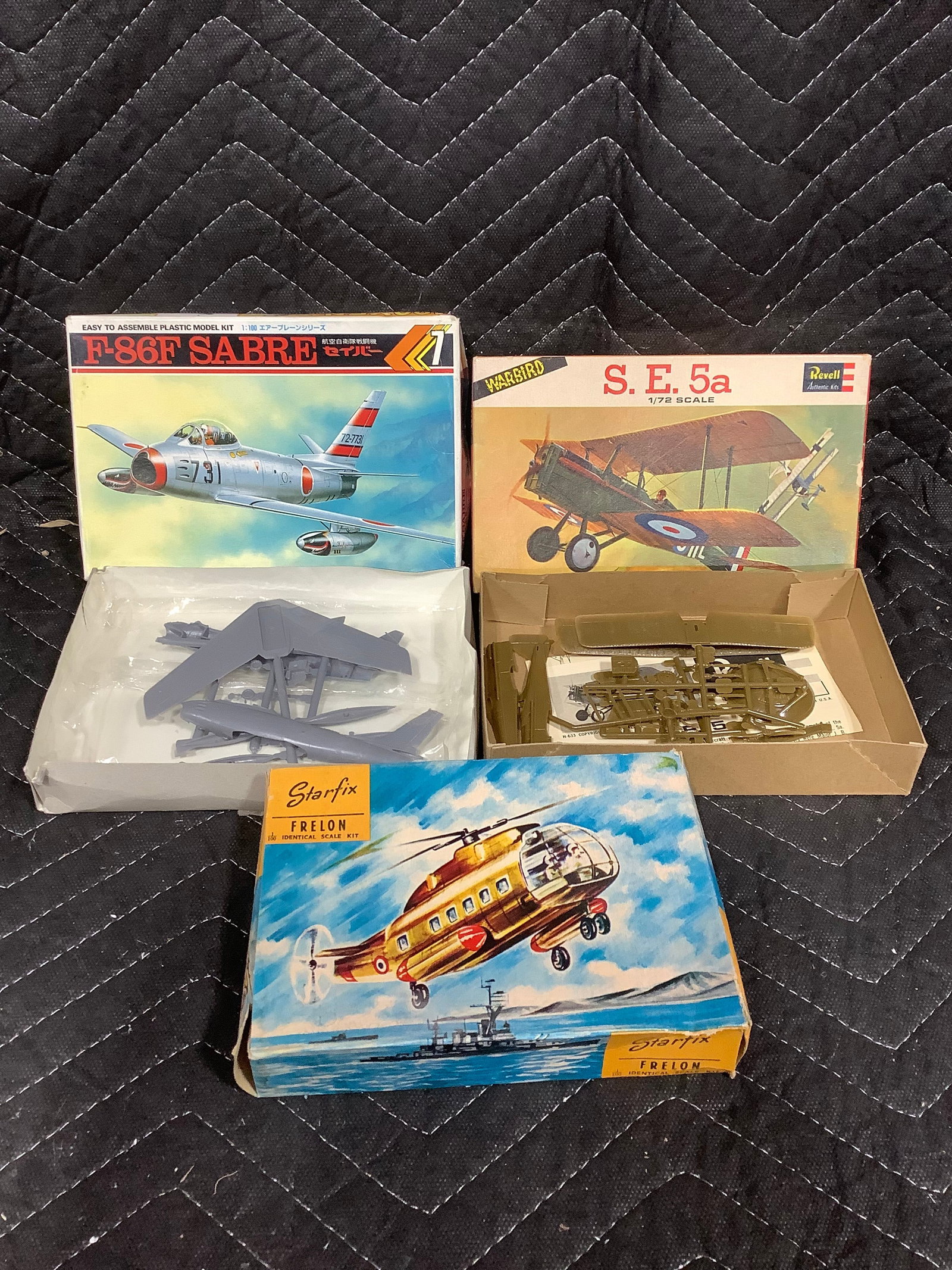 Vintage model kits (1 of 1)