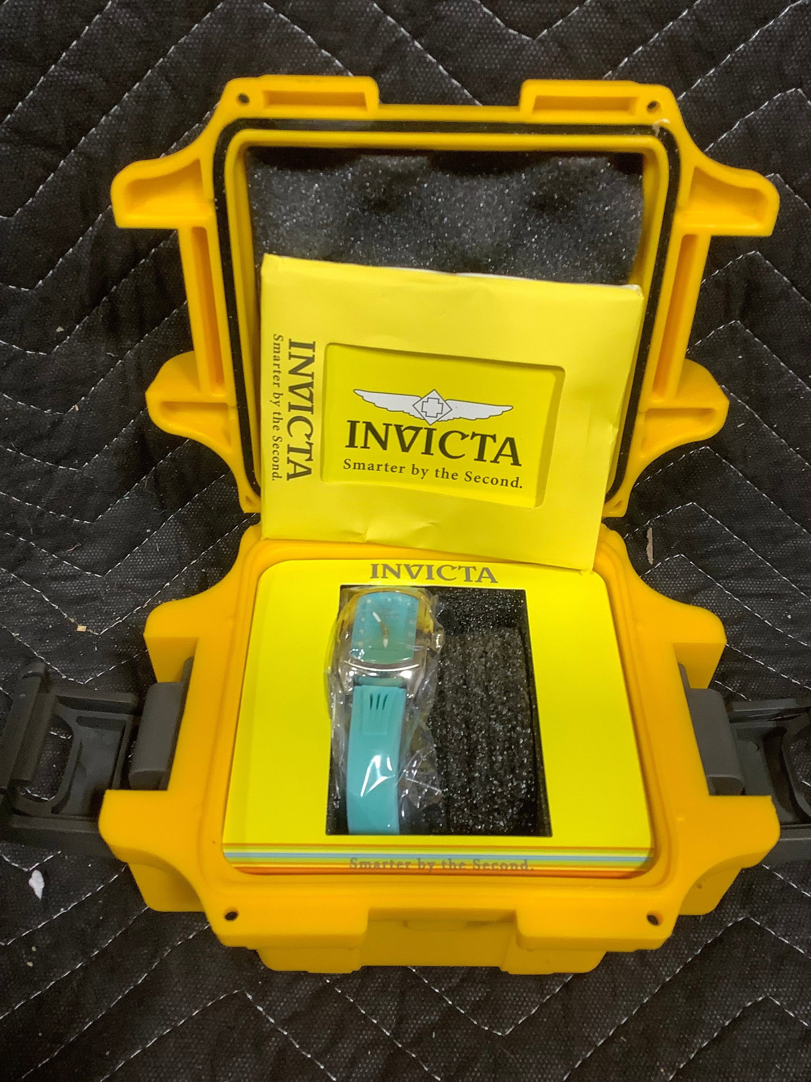 Invicta Womens Baby Lupah Sport Quartz Strap Watch: Invicta Womens Baby Lupah Sport Quartz Strap Watch
