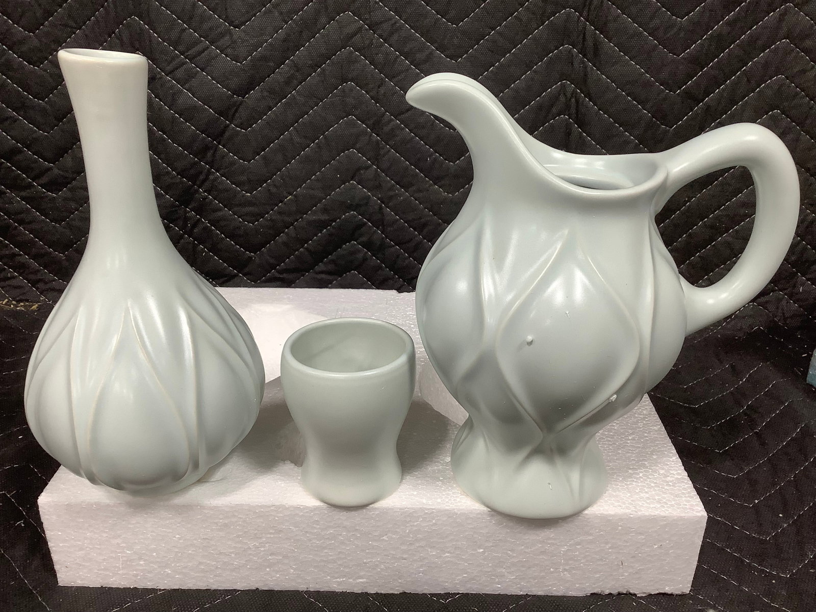 Ceramic Bud, Vase, and Pitcher Set *new*: Ceramic Bud, Vase, and Pitcher Set *new*