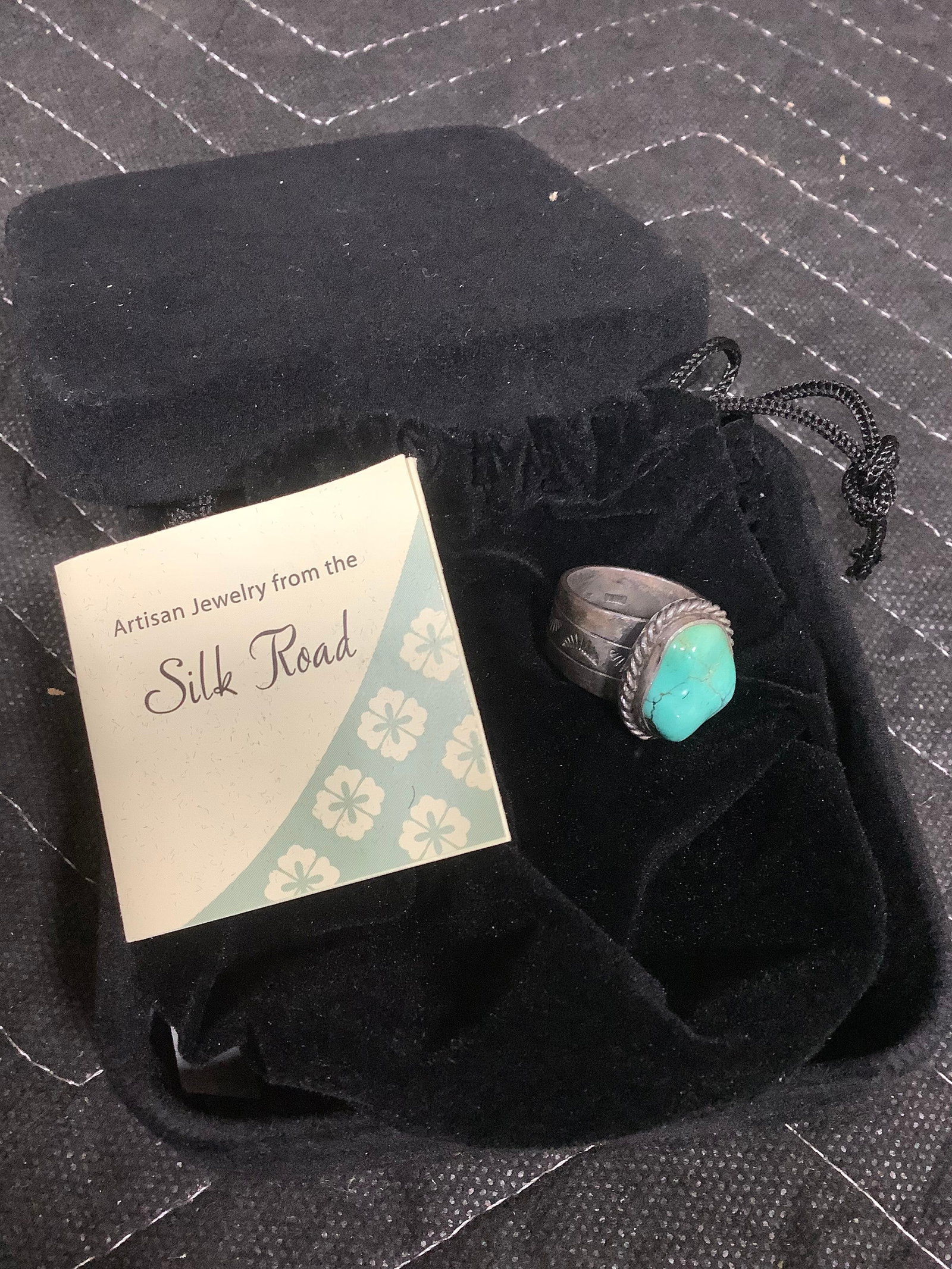 Artisan crafted sterling turquoise nugget ring(8): Artisan crafted sterling turquoise nugget ring(8)