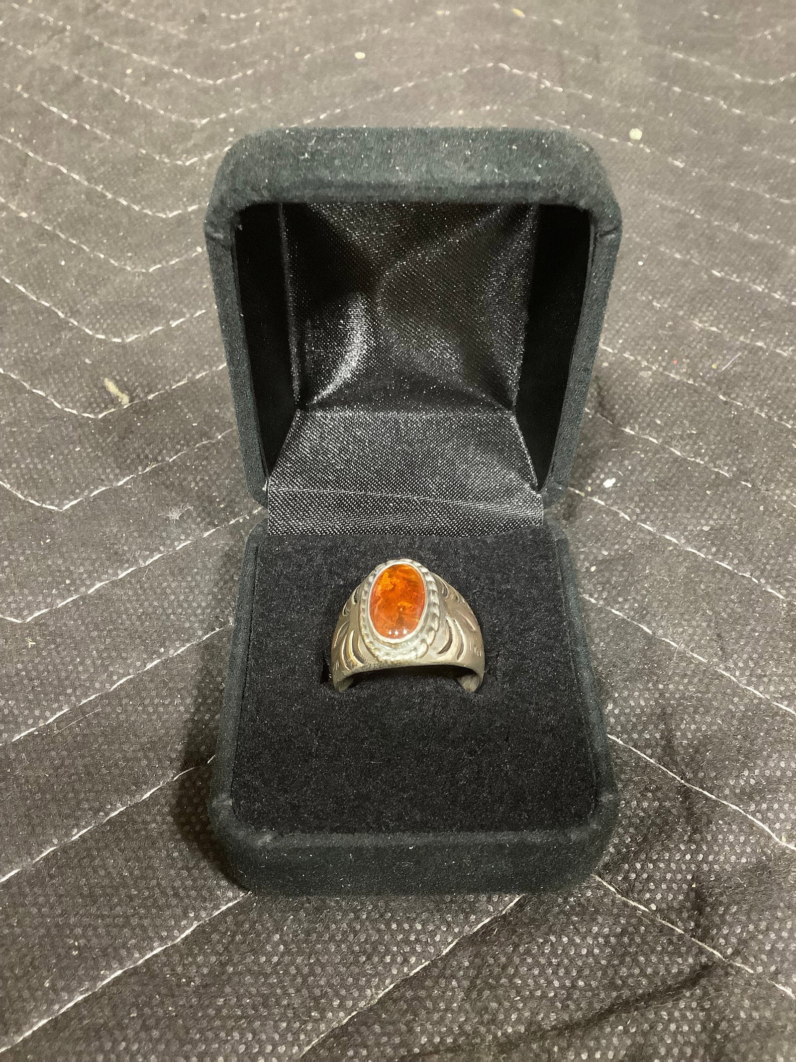 Southwestern sterling oval amber ring(9): Southwestern sterling oval amber ring(9)
