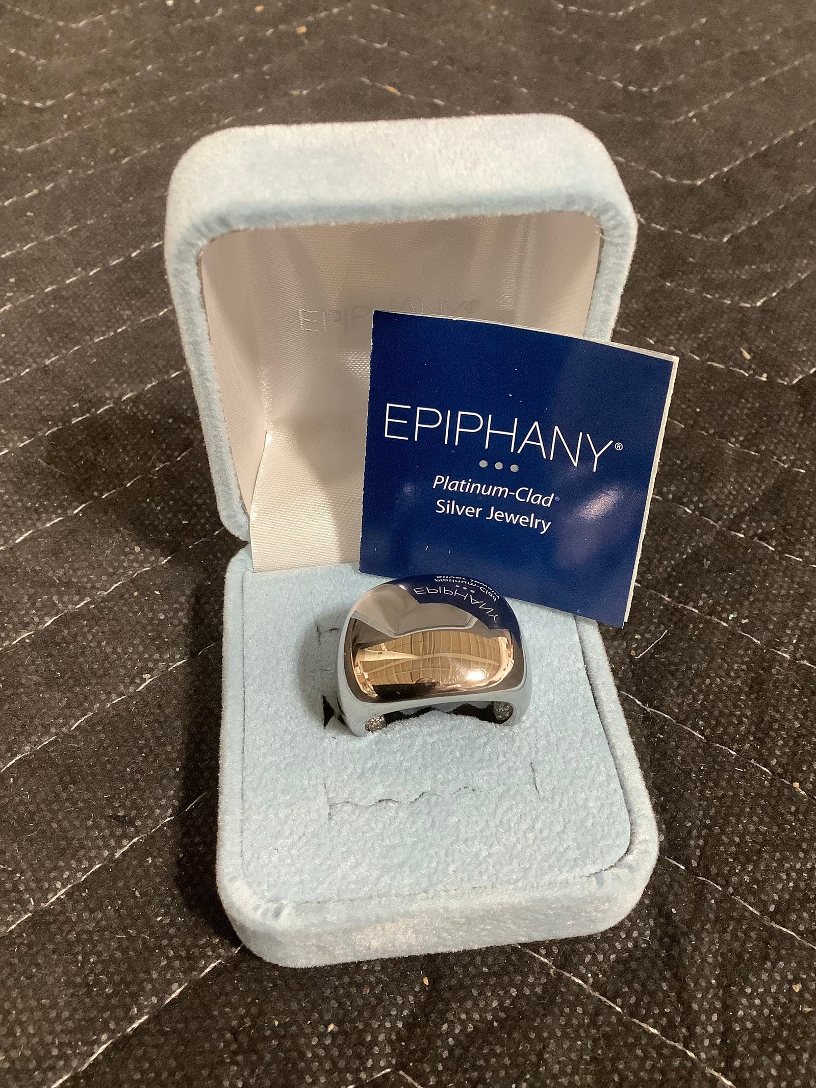 Epiphany platinum clad high polished bold cushion ring(8): Epiphany platinum clad high polished bold cushion ring(8)