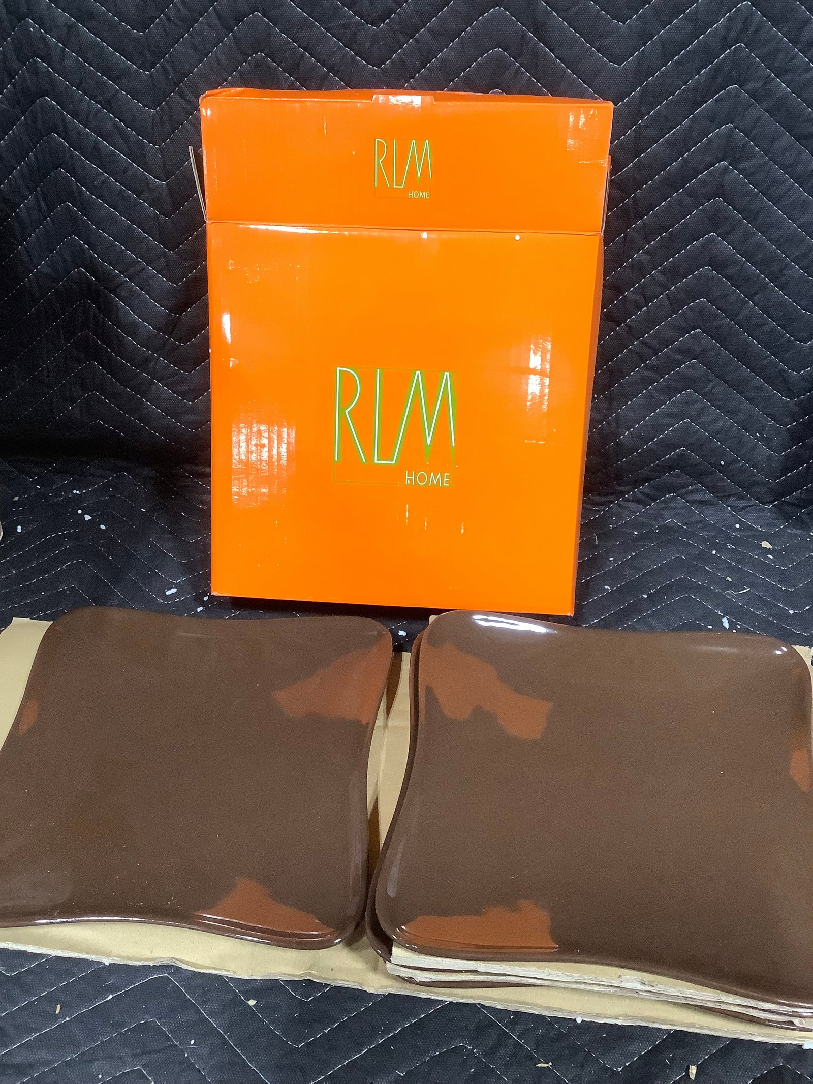 RUM home decor plates*new in package*: RUM home decor plates*new in package*