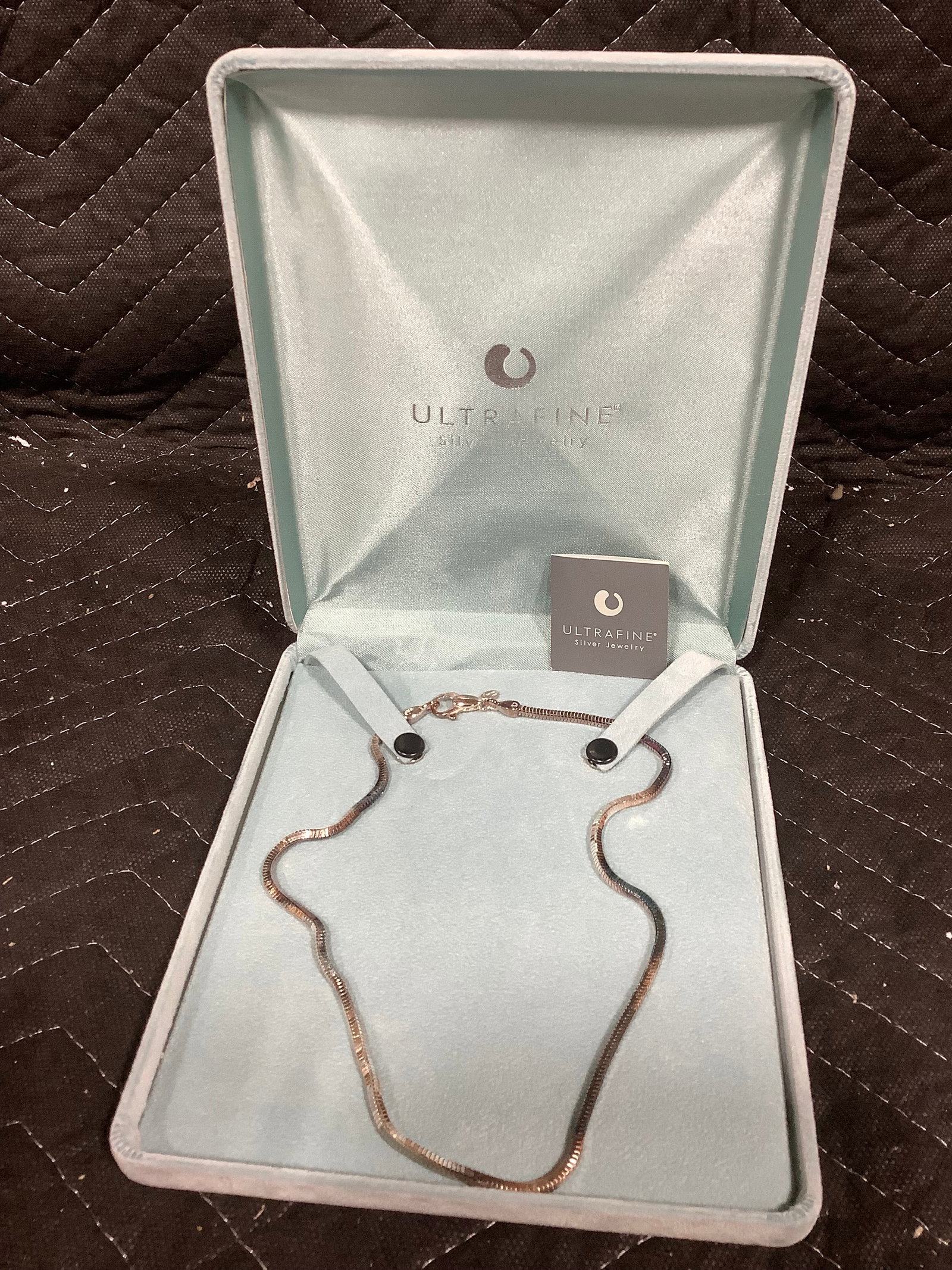 Ultrafine silver 18'' snake chain necklace (12.8grams): Ultrafine silver 18'' snake chain necklace (12.8grams)