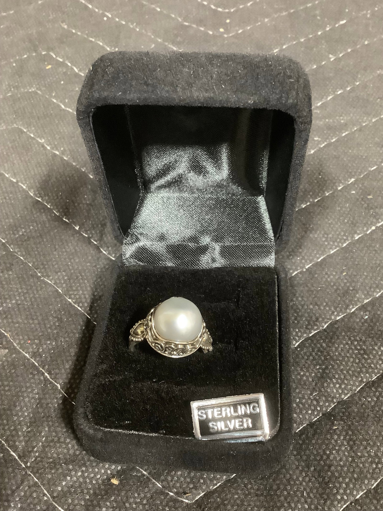 Artisan crafted sterling grey cultured freshwater pearl ring(8) (1 of 1)