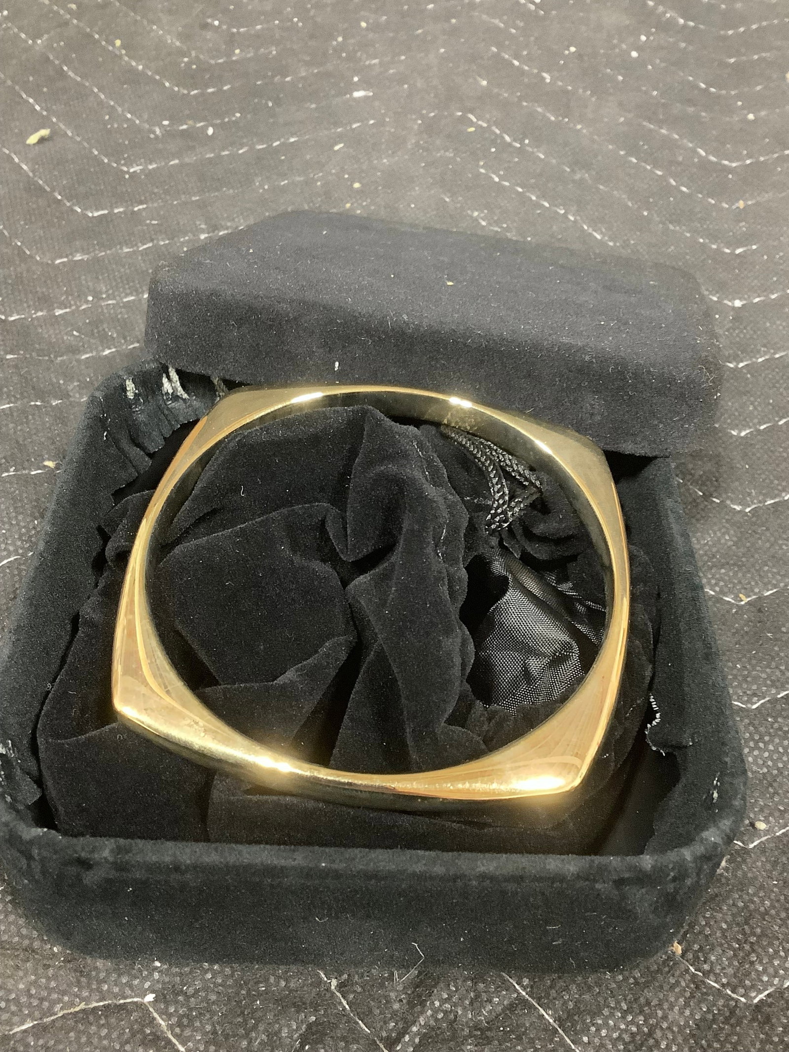Simona Collini square polished bangle bracelet stainless steel: Simona Collini square polished bangle bracelet stainless steel