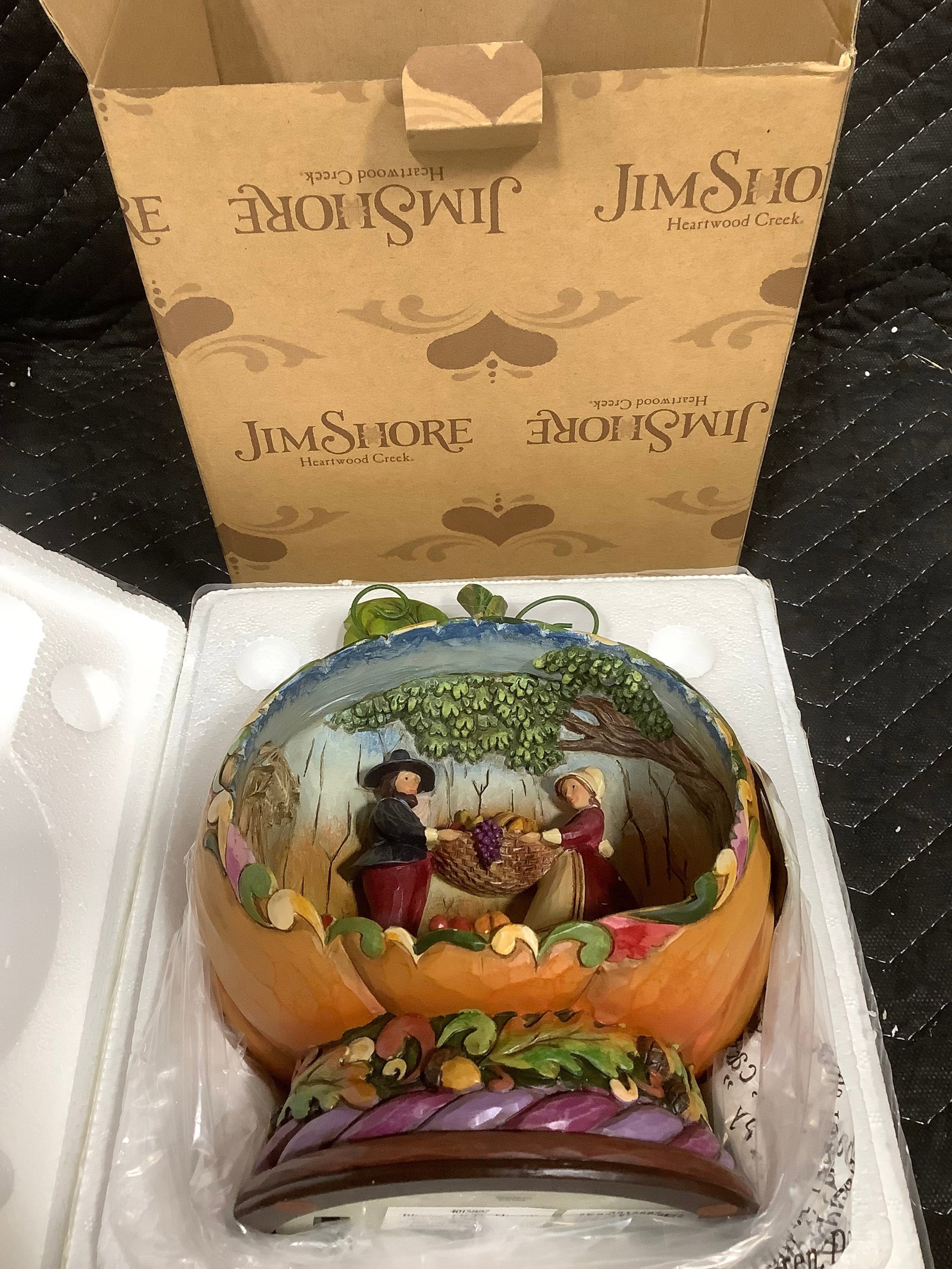 Jim Shore collectible figure*new in package* (1 of 1)