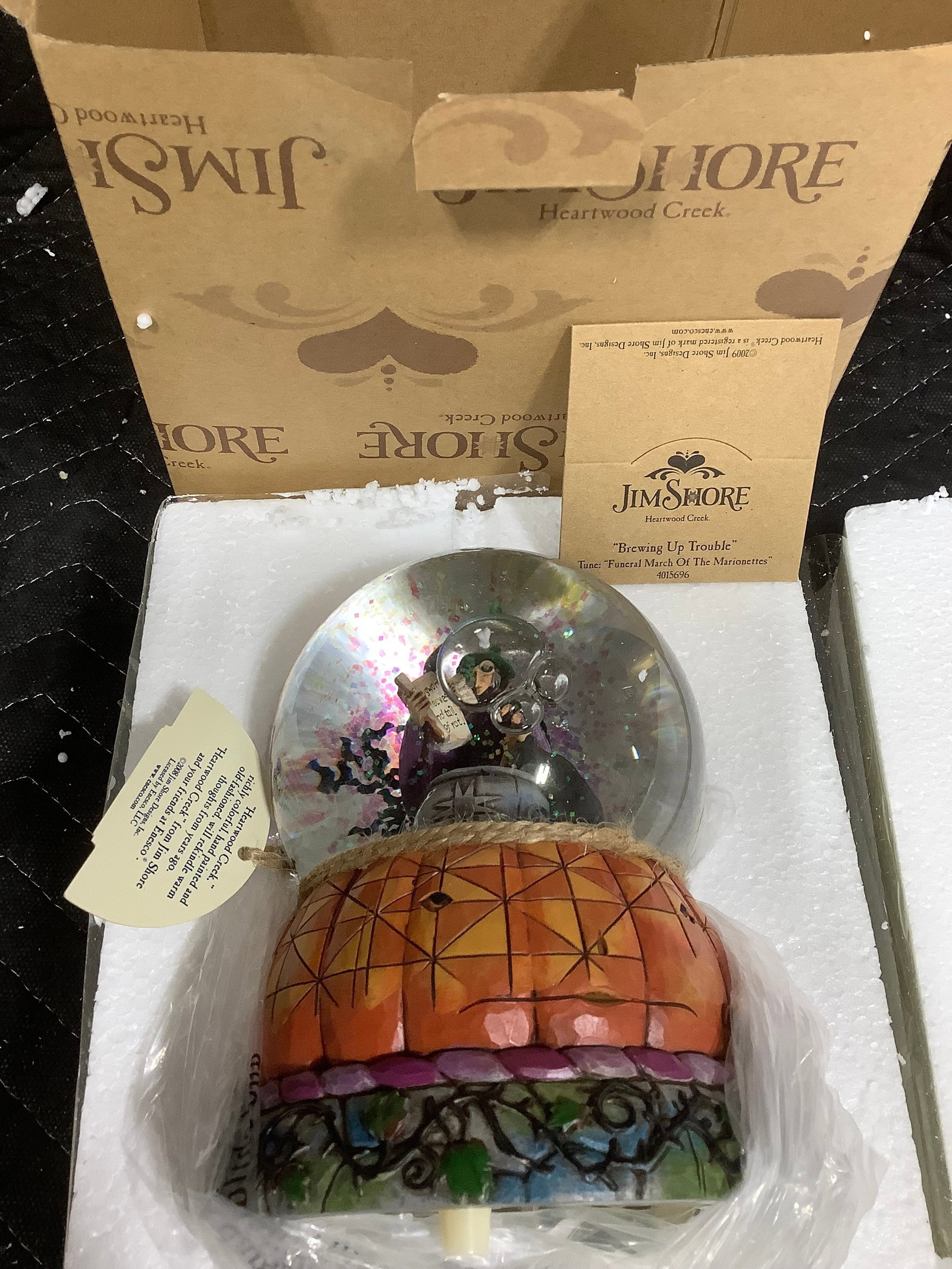 Jim Shore 'Brewing Up Trouble' Snow Globe Collectible *new in box* (1 of 1)