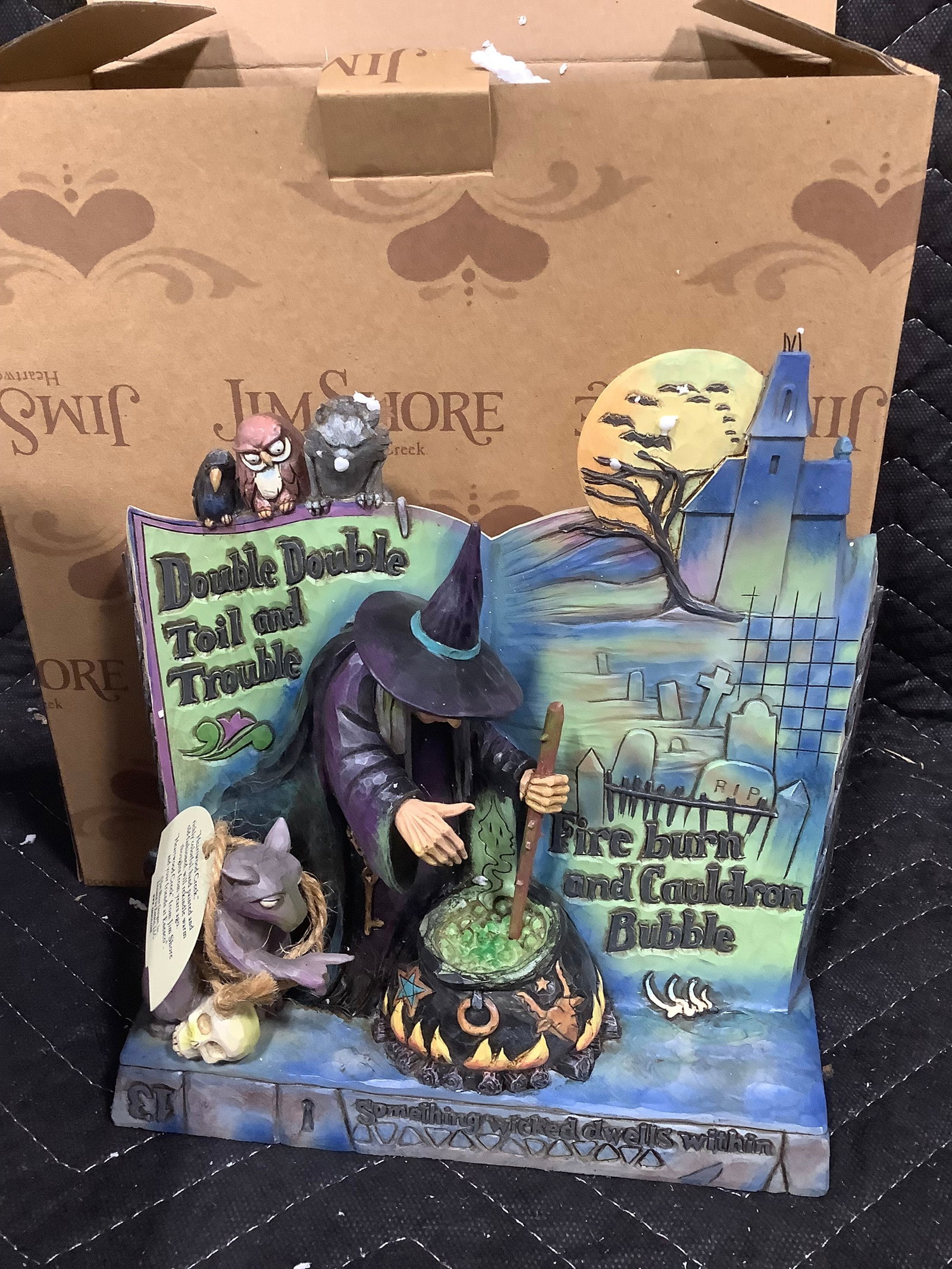 Jim Shore collectible figure*new in package*(8in tall): Jim Shore collectible figure*new in package*(8in tall)