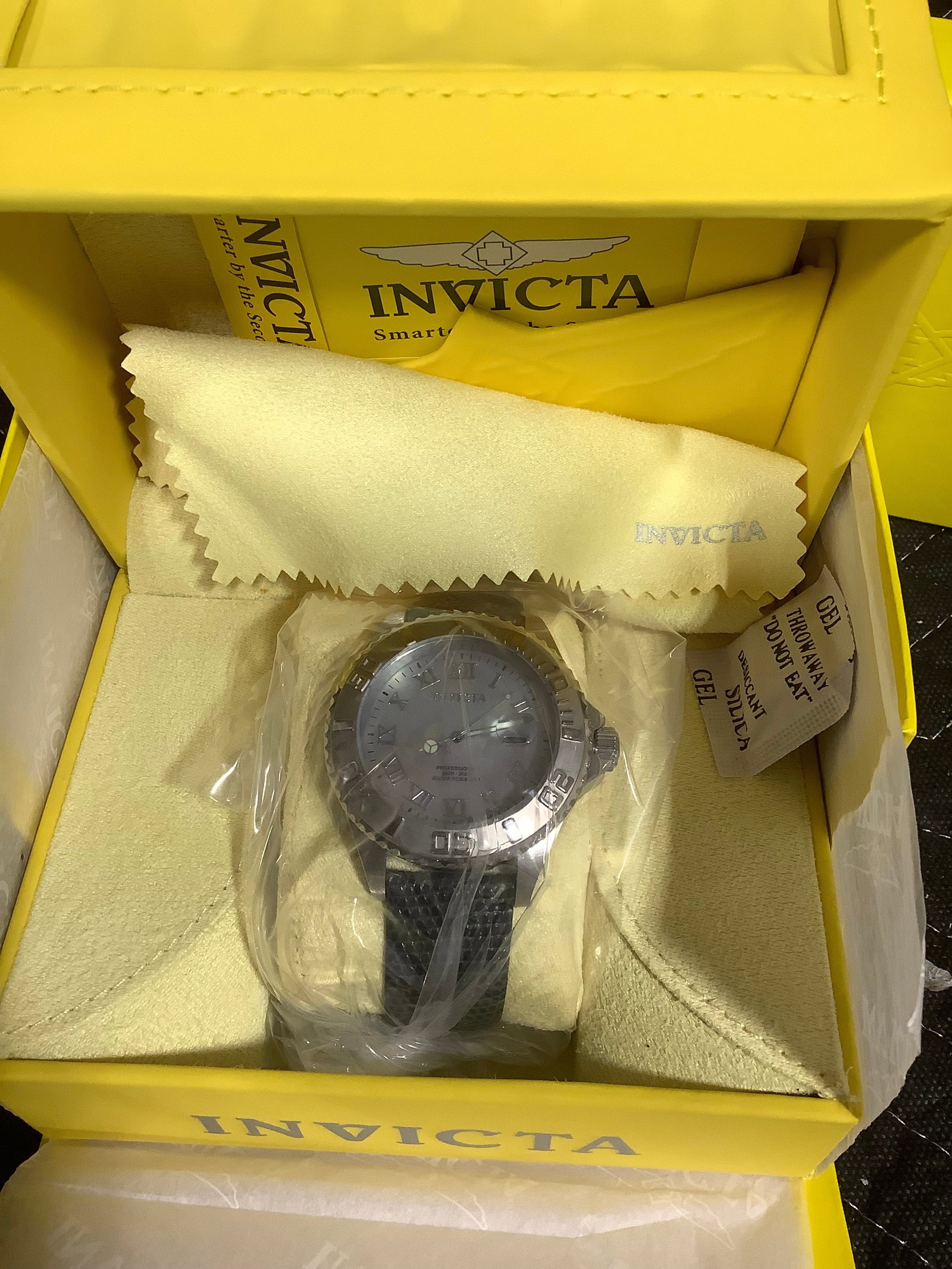 Invicta watch*new in package*: Invicta watch*new in package*
