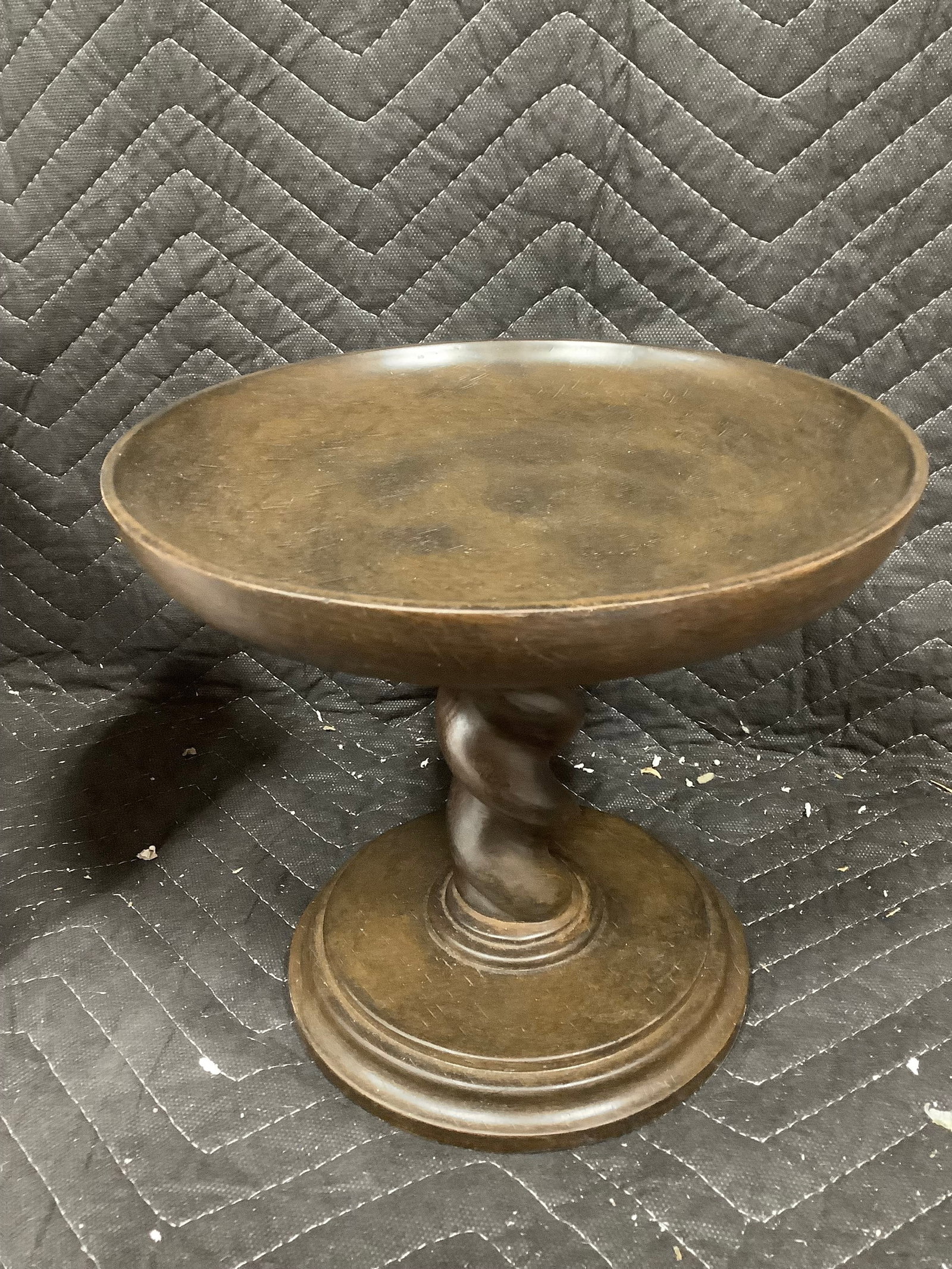 Southern Living twist pedestal(8in tall): Southern Living twist pedestal(8in tall)