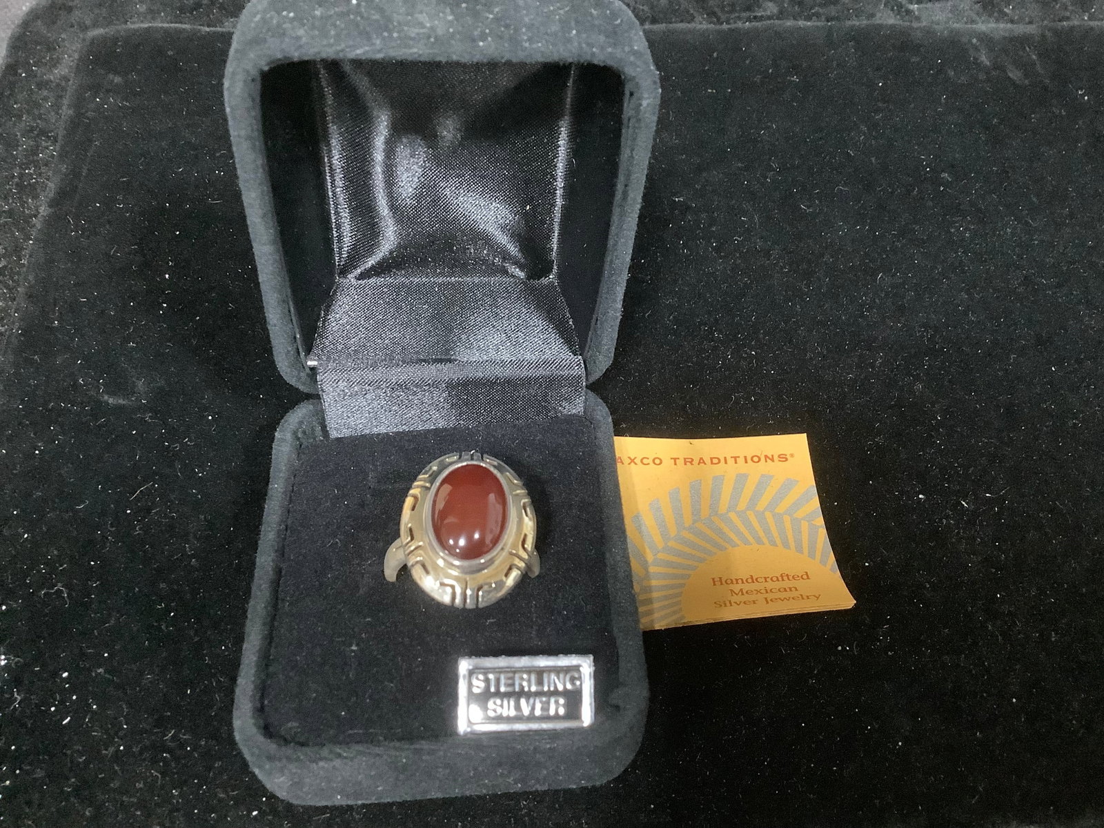 Artisan Crafted Sterling Carnelian Ring (size: 8): Artisan Crafted Sterling Carnelian Ring (size: 8)