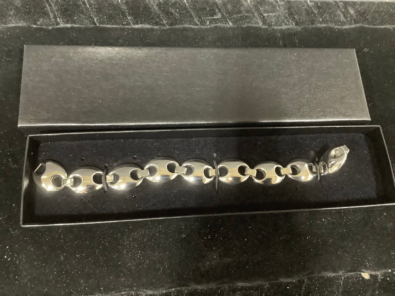 Stainless Mariner Lin Bracelet (8in Long): Stainless Mariner Lin Bracelet (8in Long)