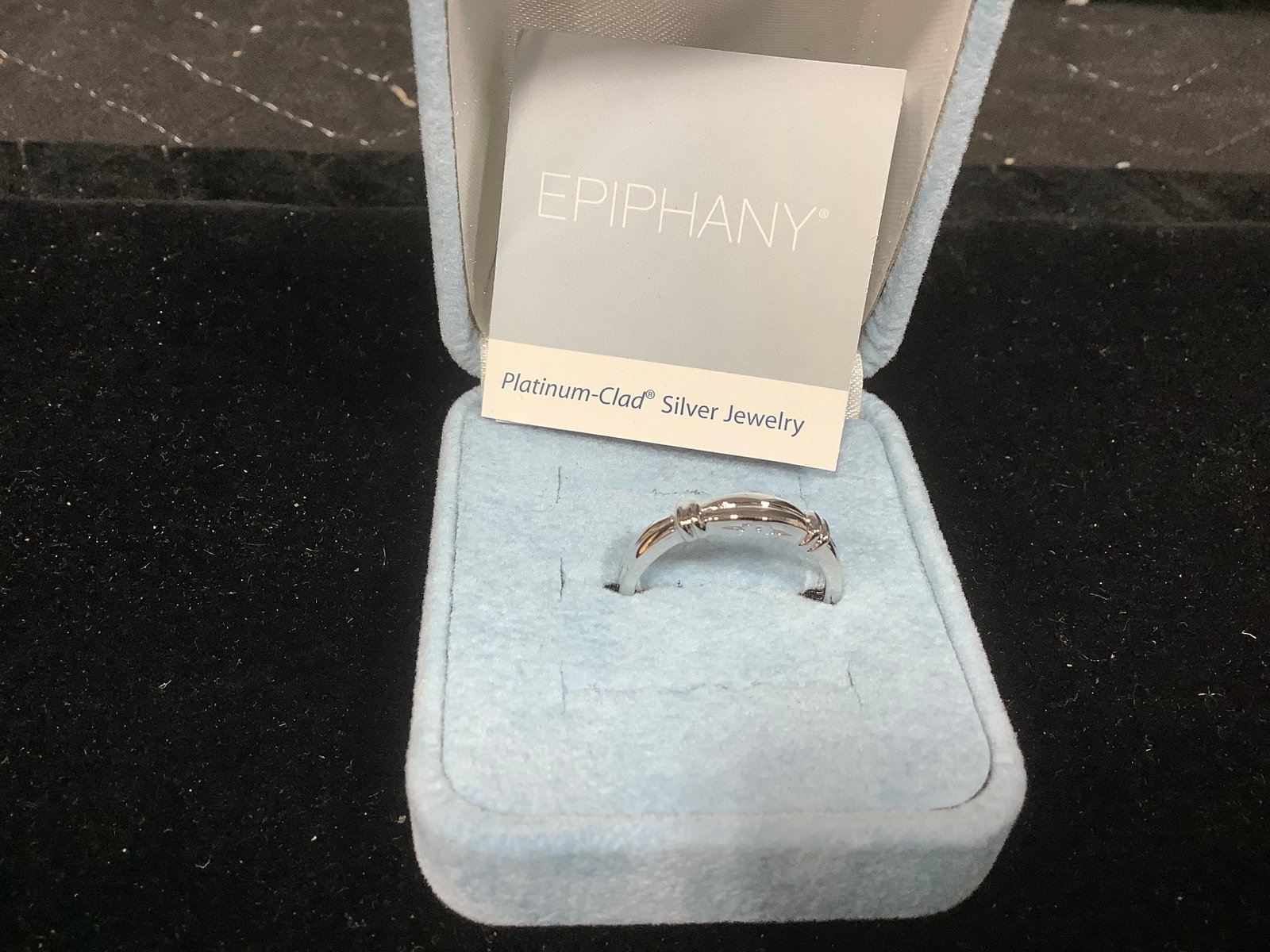 Epiphany Platinum Clad Ribbed Band Ring (Size: 8): Epiphany Platinum Clad Ribbed Band Ring (Size: 8)