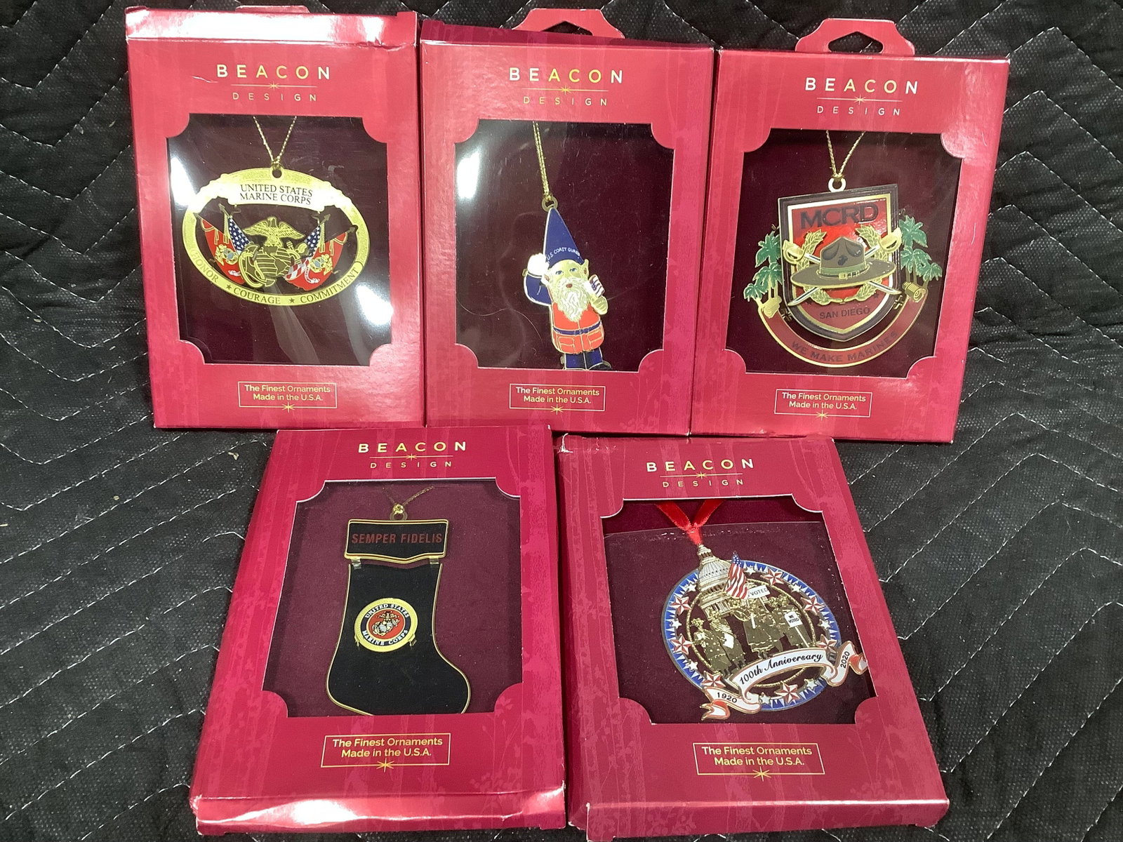 Beacon military ornaments*new in box*: Beacon military ornaments*new in box*