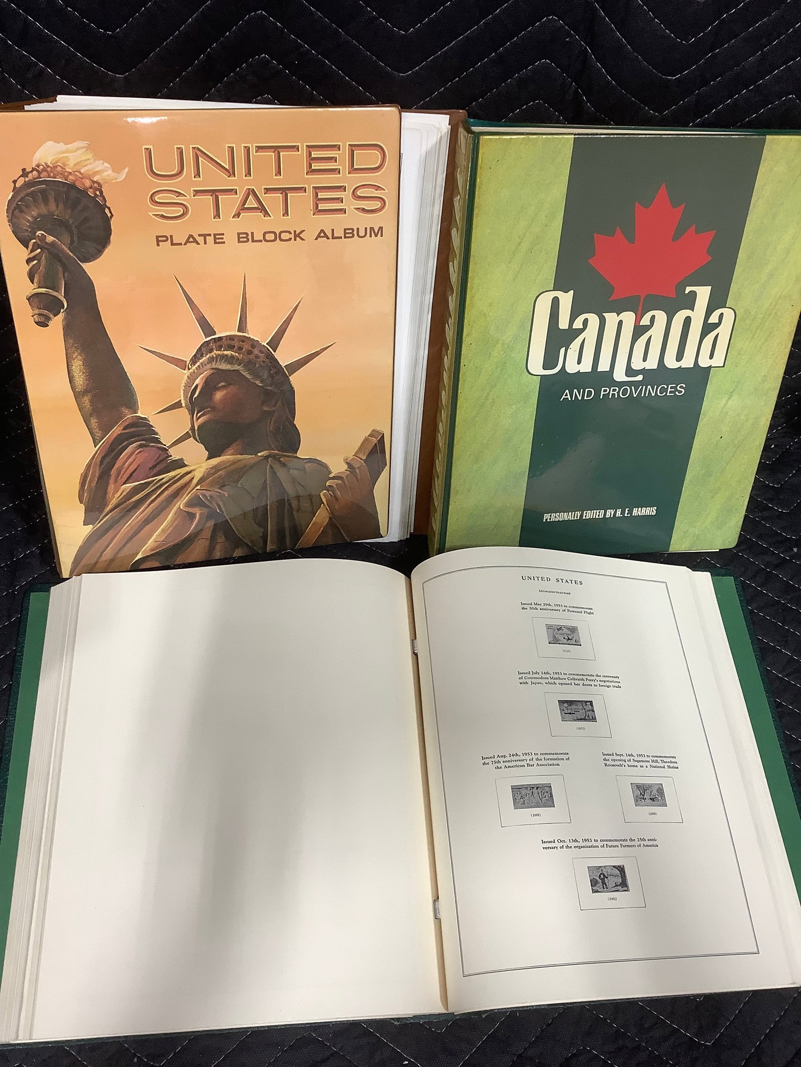 Unused stamp albums (1 of 1)