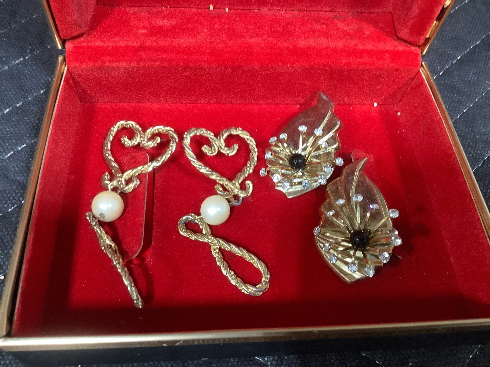 Vintage Earrings: Vintage Earrings