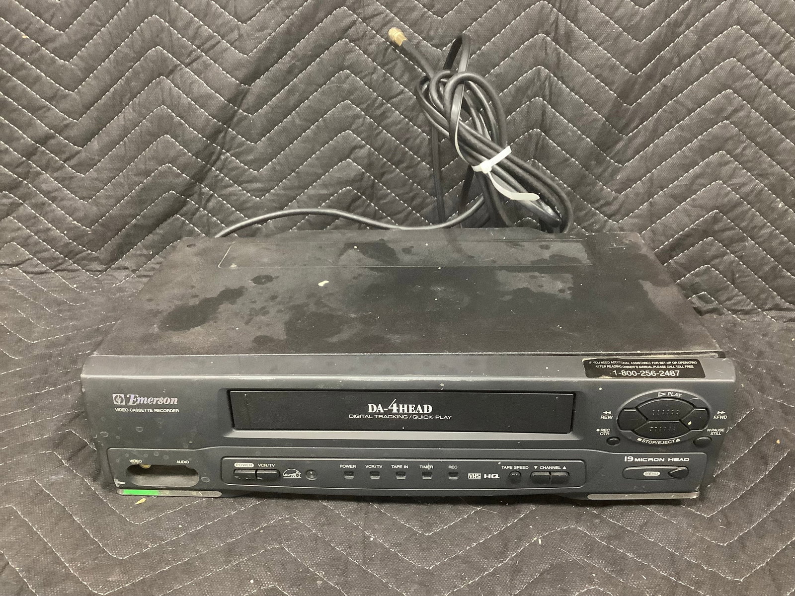 Emerson DA-4HEAD VHS Player/Recorder (1 of 1)